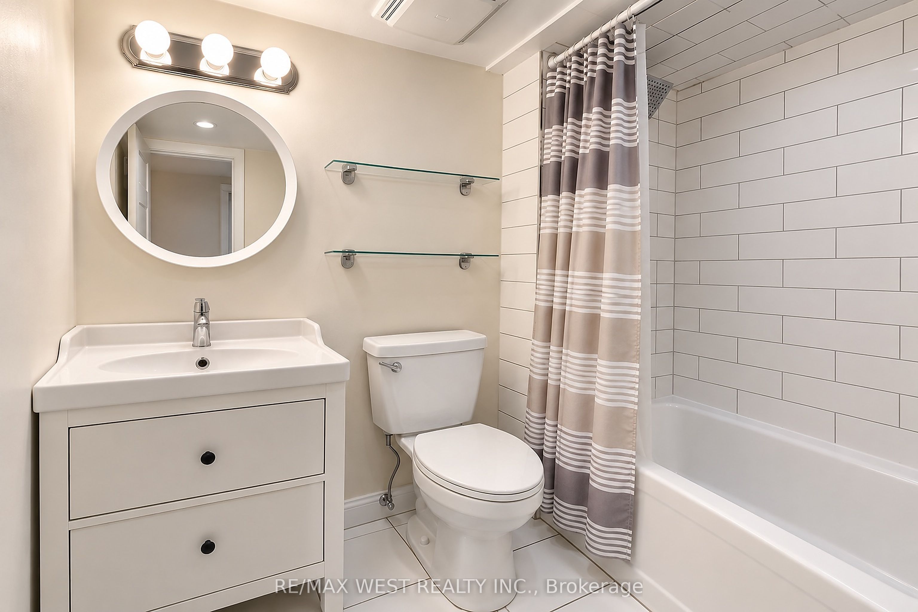 117 Rosemount Avenue Bsmt Property Photo 9