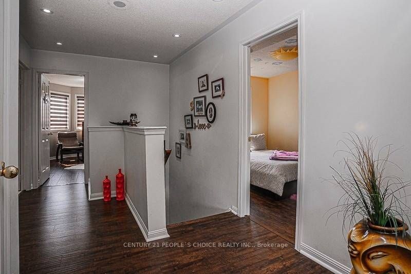 50 Sweetwood Circle W Property Photo 10