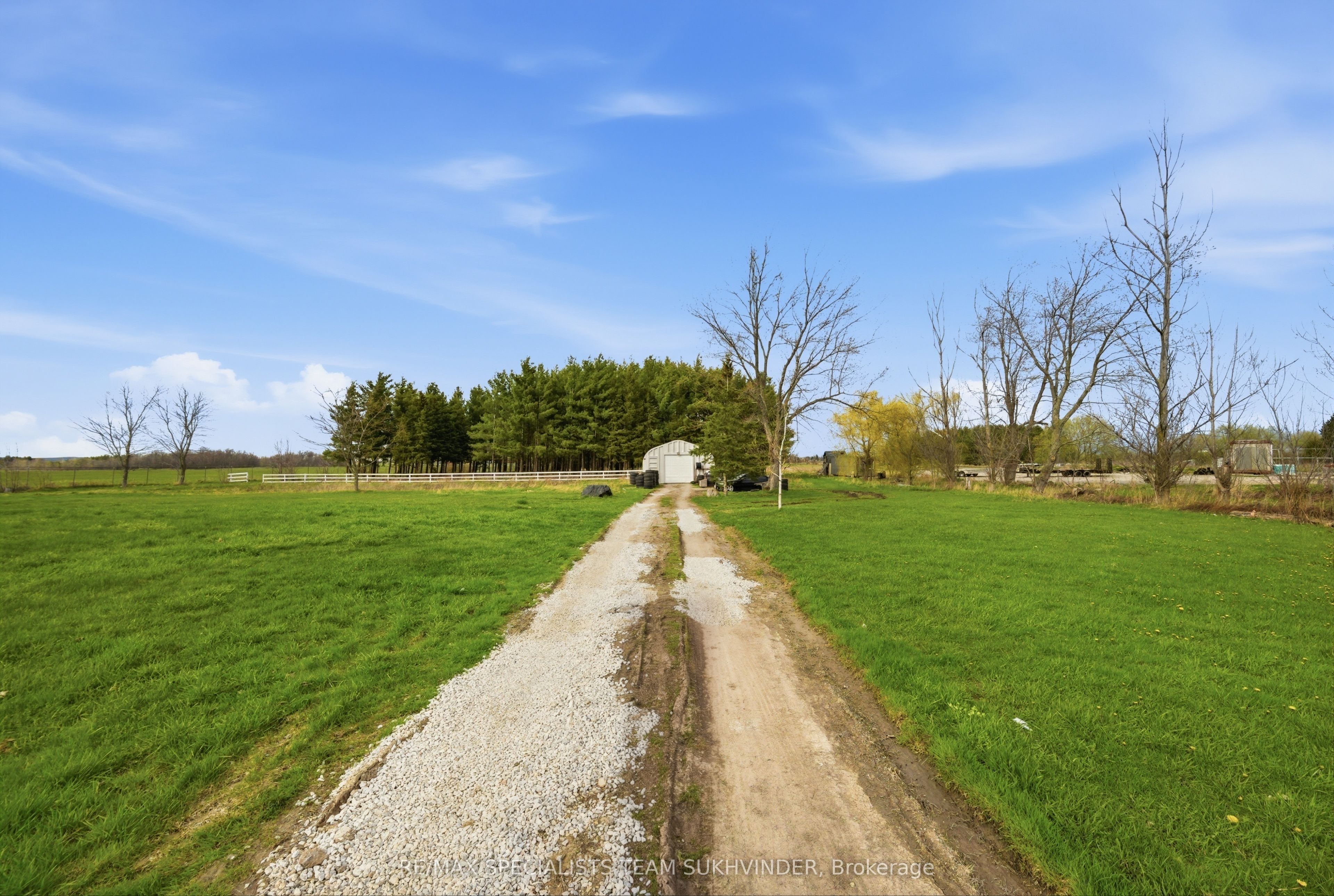 14597 Mclaughlin Road Property Photo 5