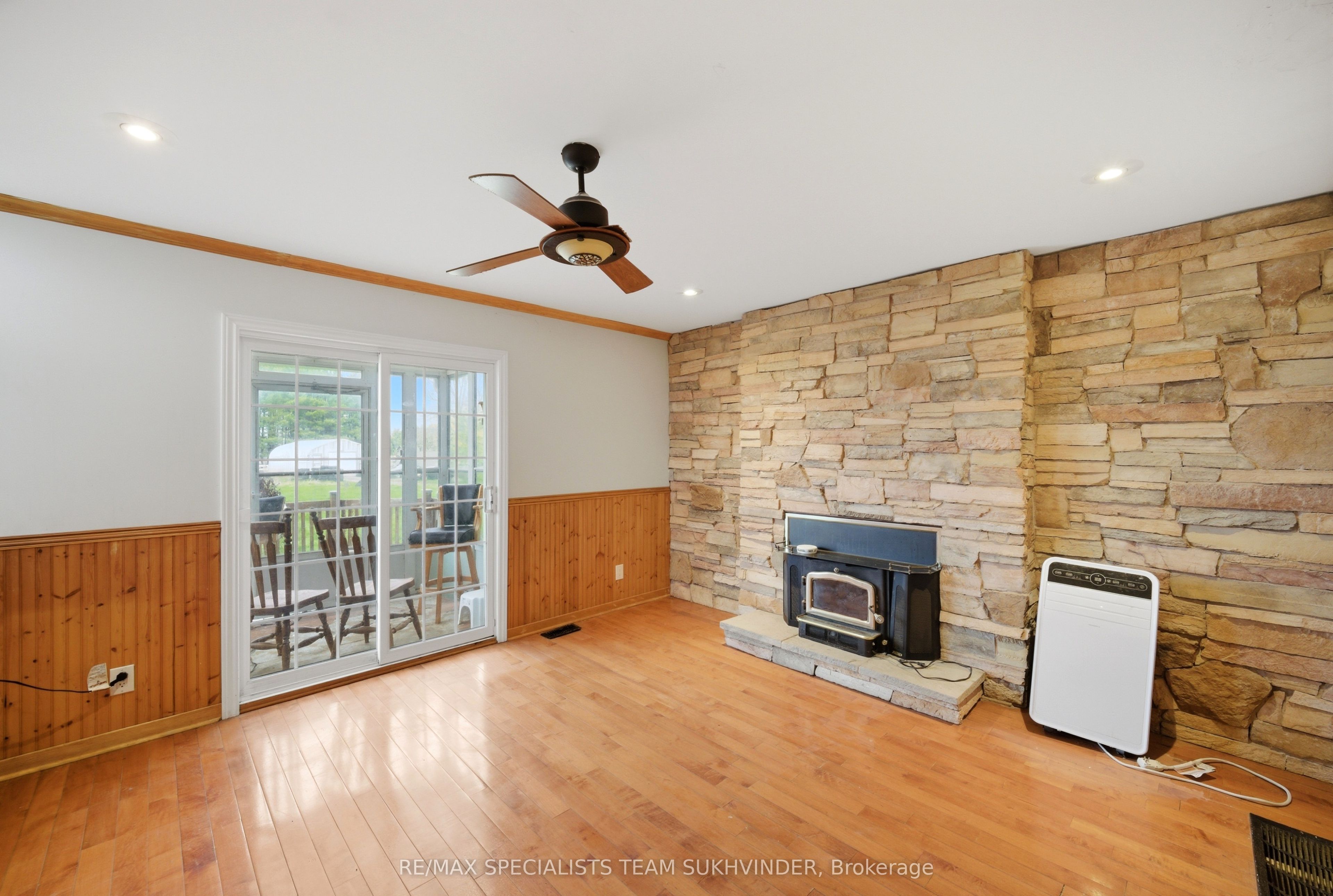 14597 Mclaughlin Road Property Photo 13