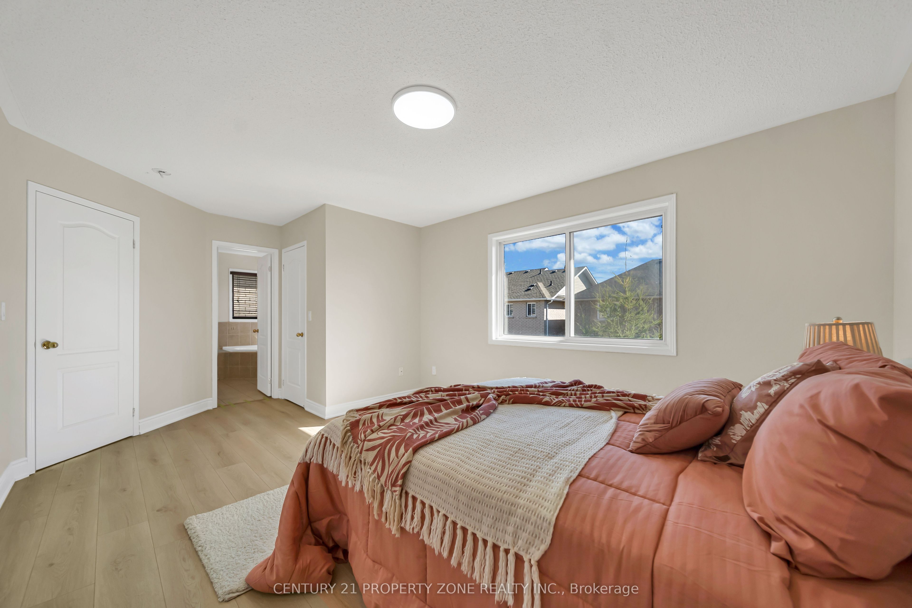 5 Senwood Street Property Photo 20