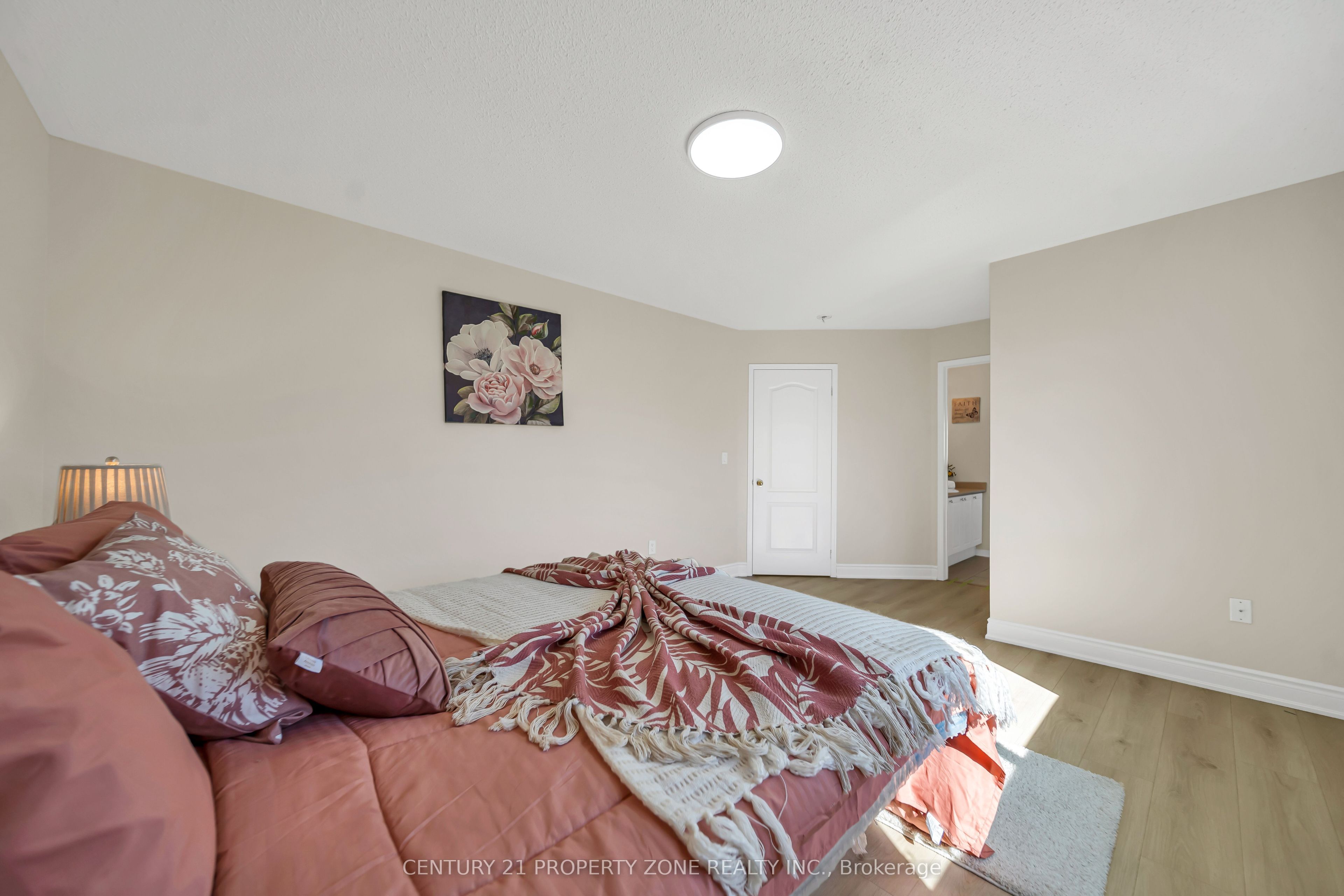 5 Senwood Street Property Photo 21