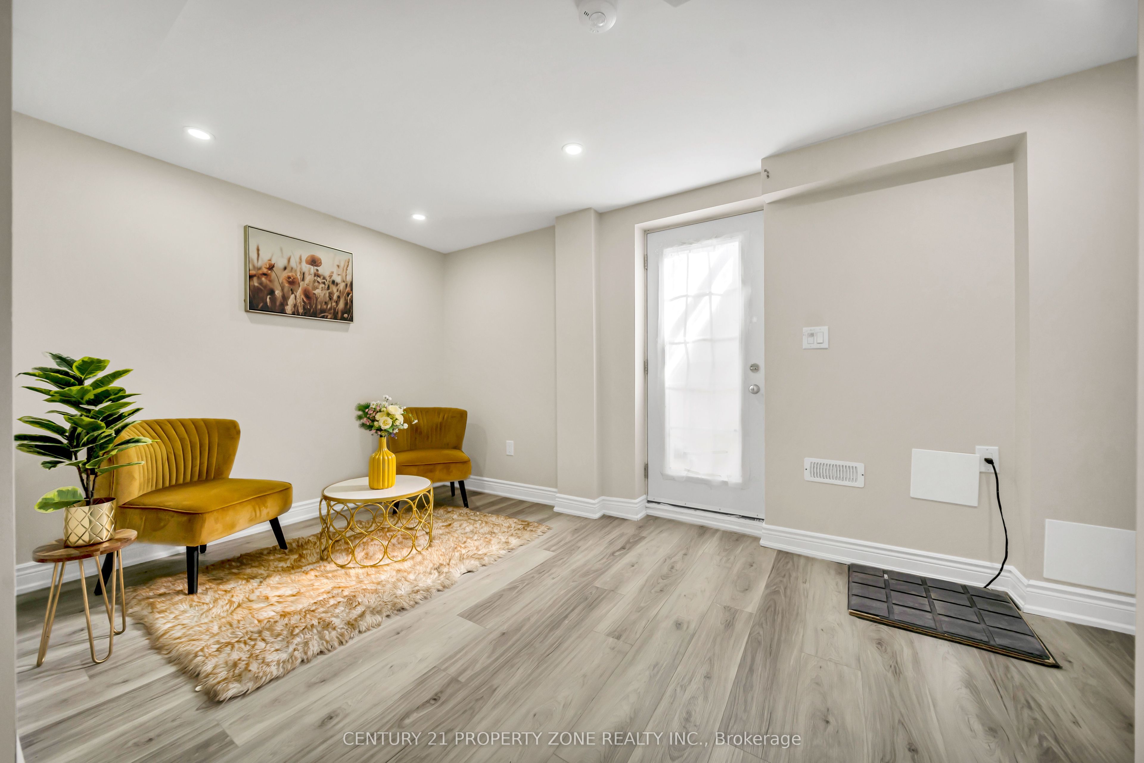 5 Senwood Street Property Photo 33