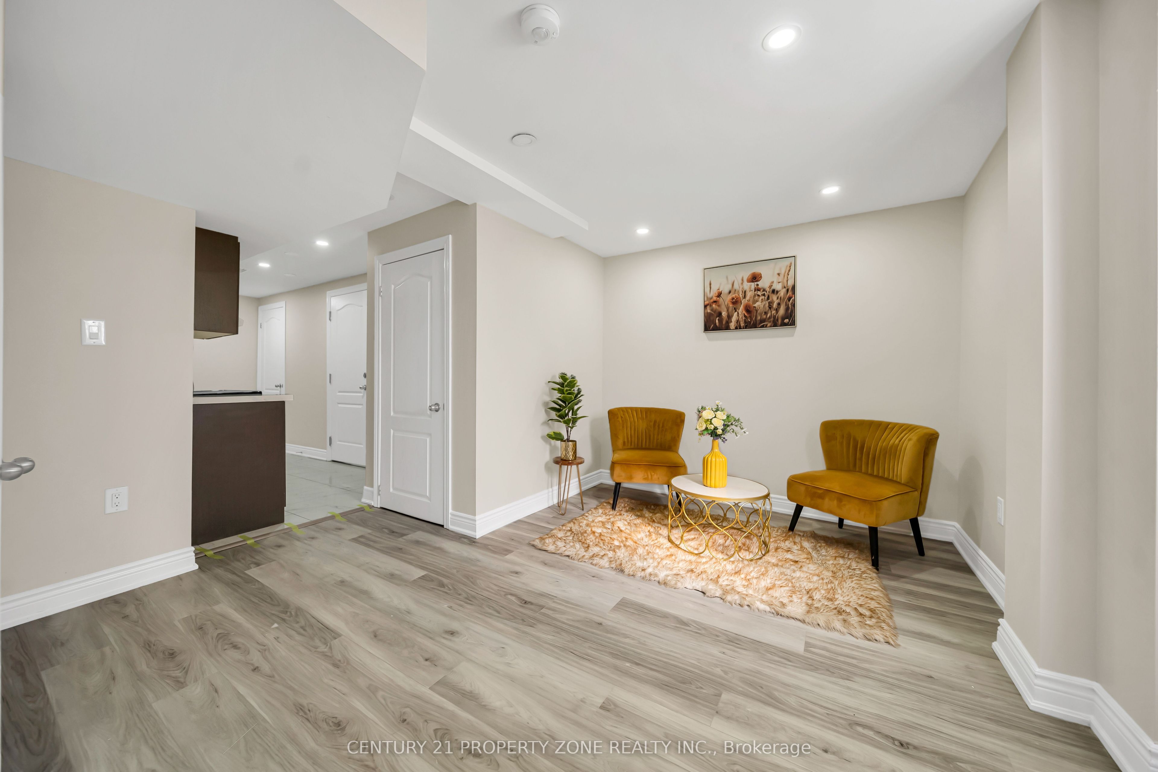 5 Senwood Street Property Photo 35