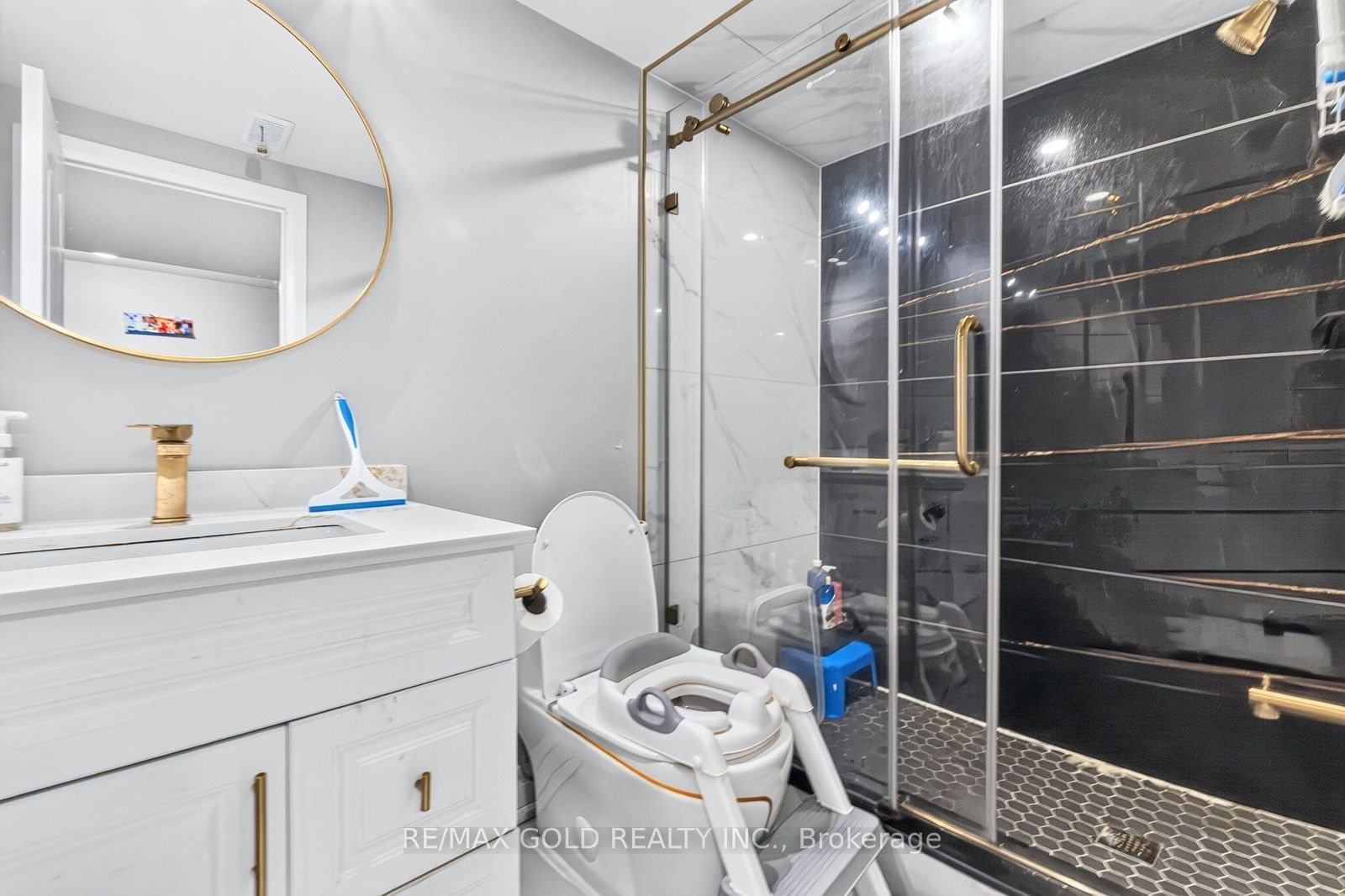 70 Maldives Crescent Property Photo 38