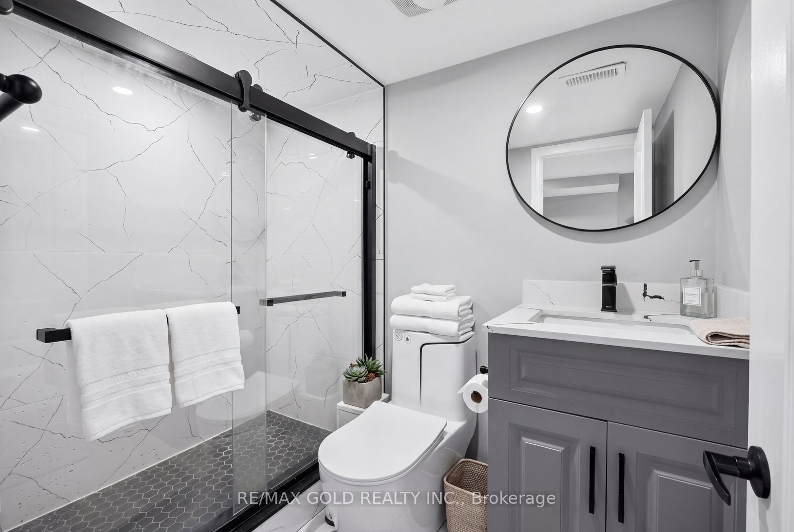 70 Maldives Crescent Property Photo 41