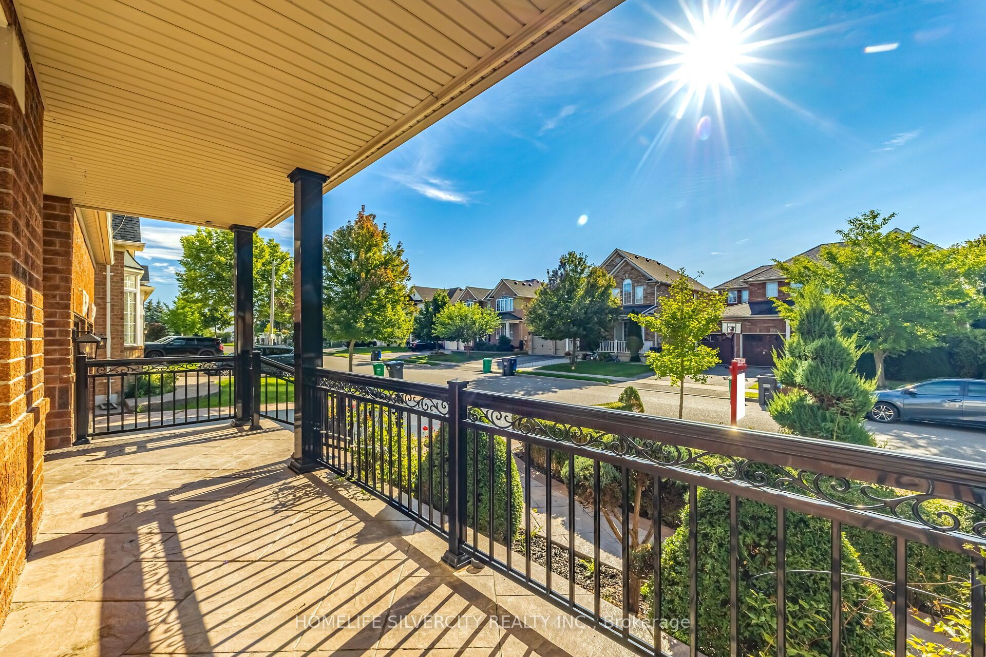25 Van Hoof Crescent Property Photo 6