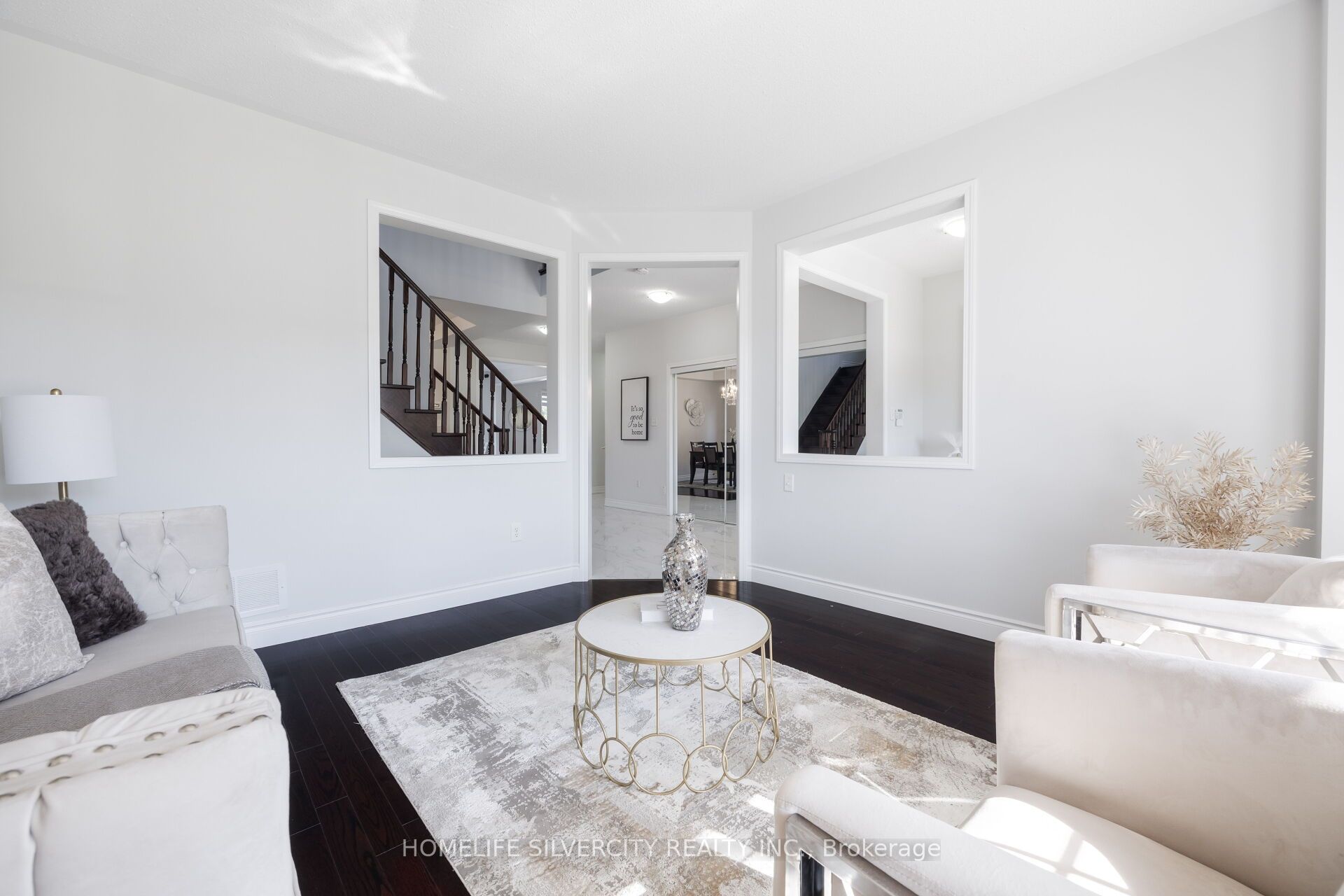25 Van Hoof Crescent Property Photo 12