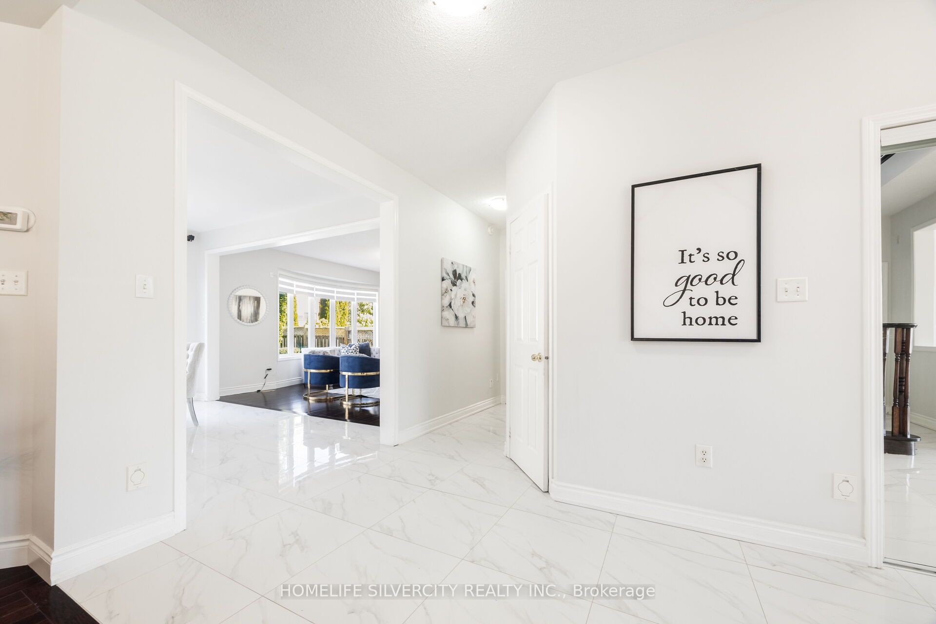 25 Van Hoof Crescent Property Photo 14
