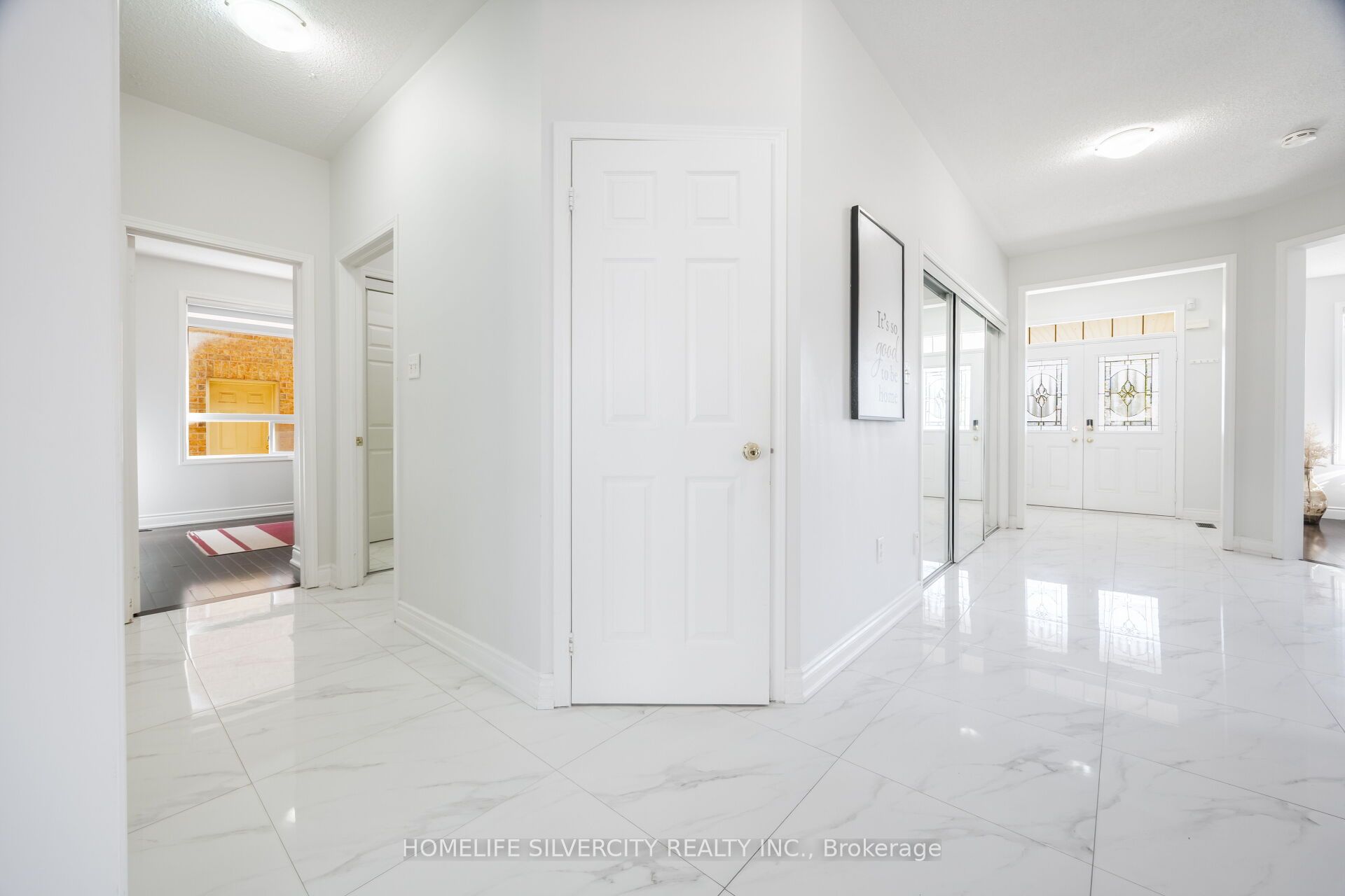 25 Van Hoof Crescent Property Photo 23