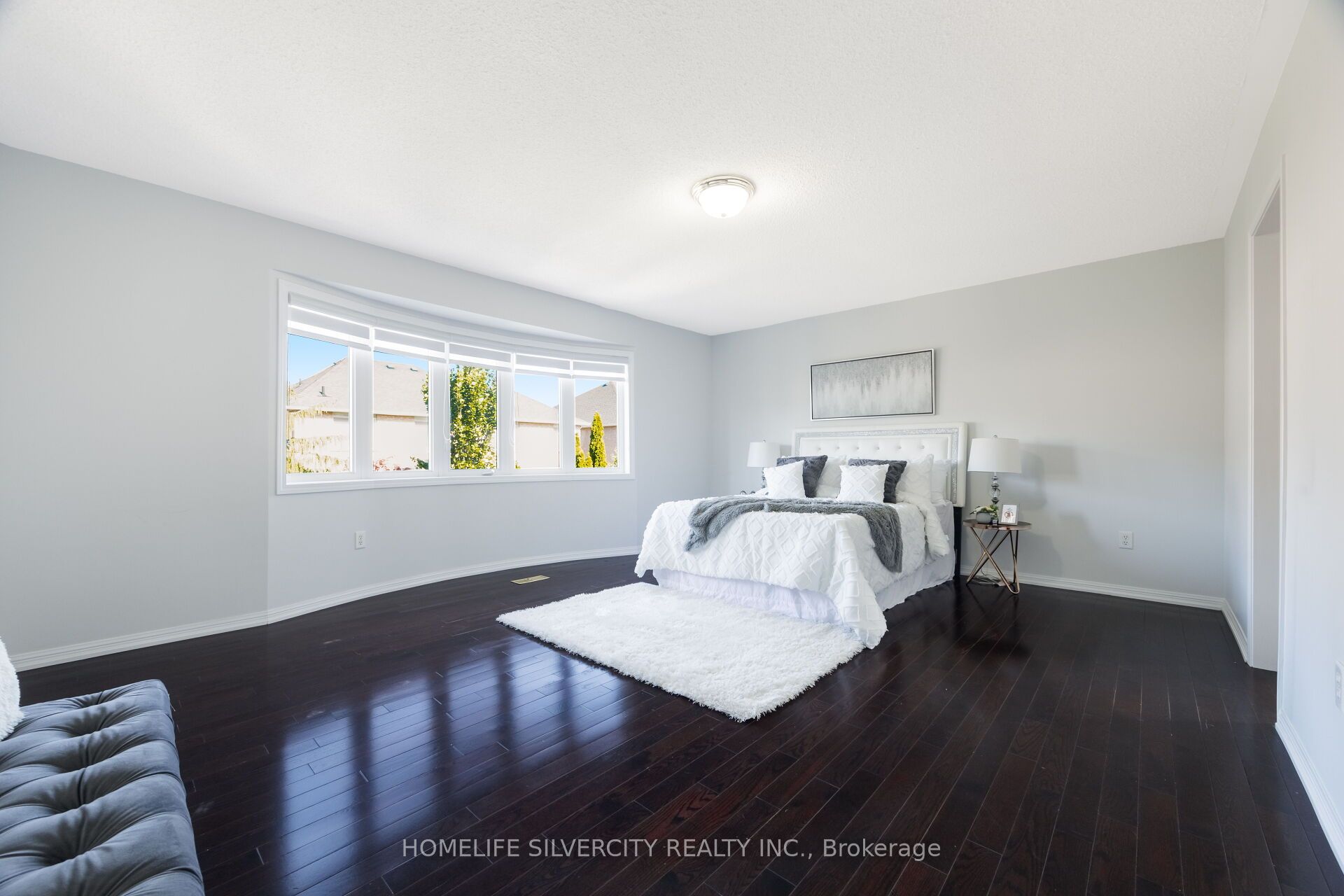 25 Van Hoof Crescent Property Photo 28
