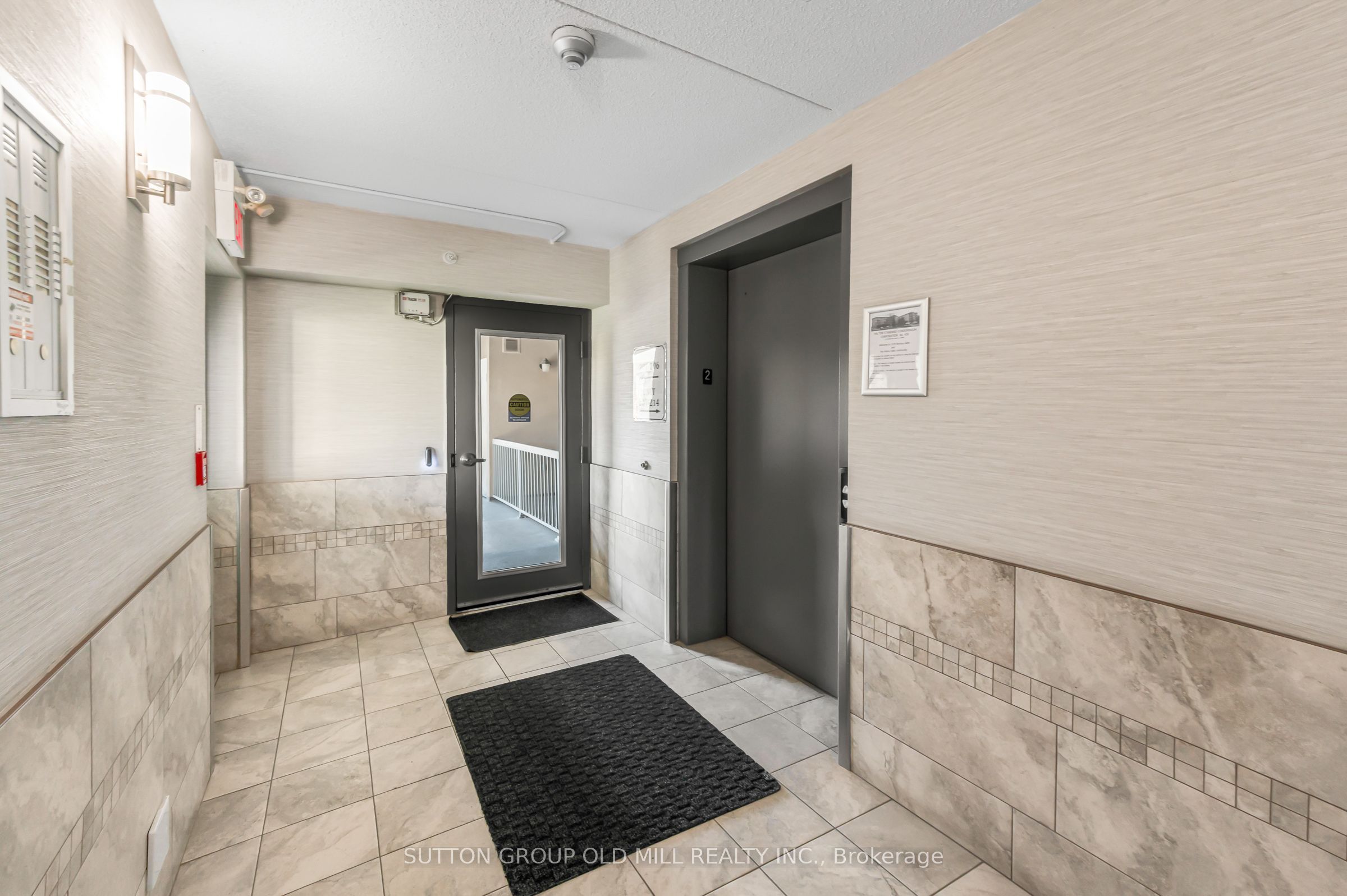 1470 Bishops Gate 208 Property Photo 4