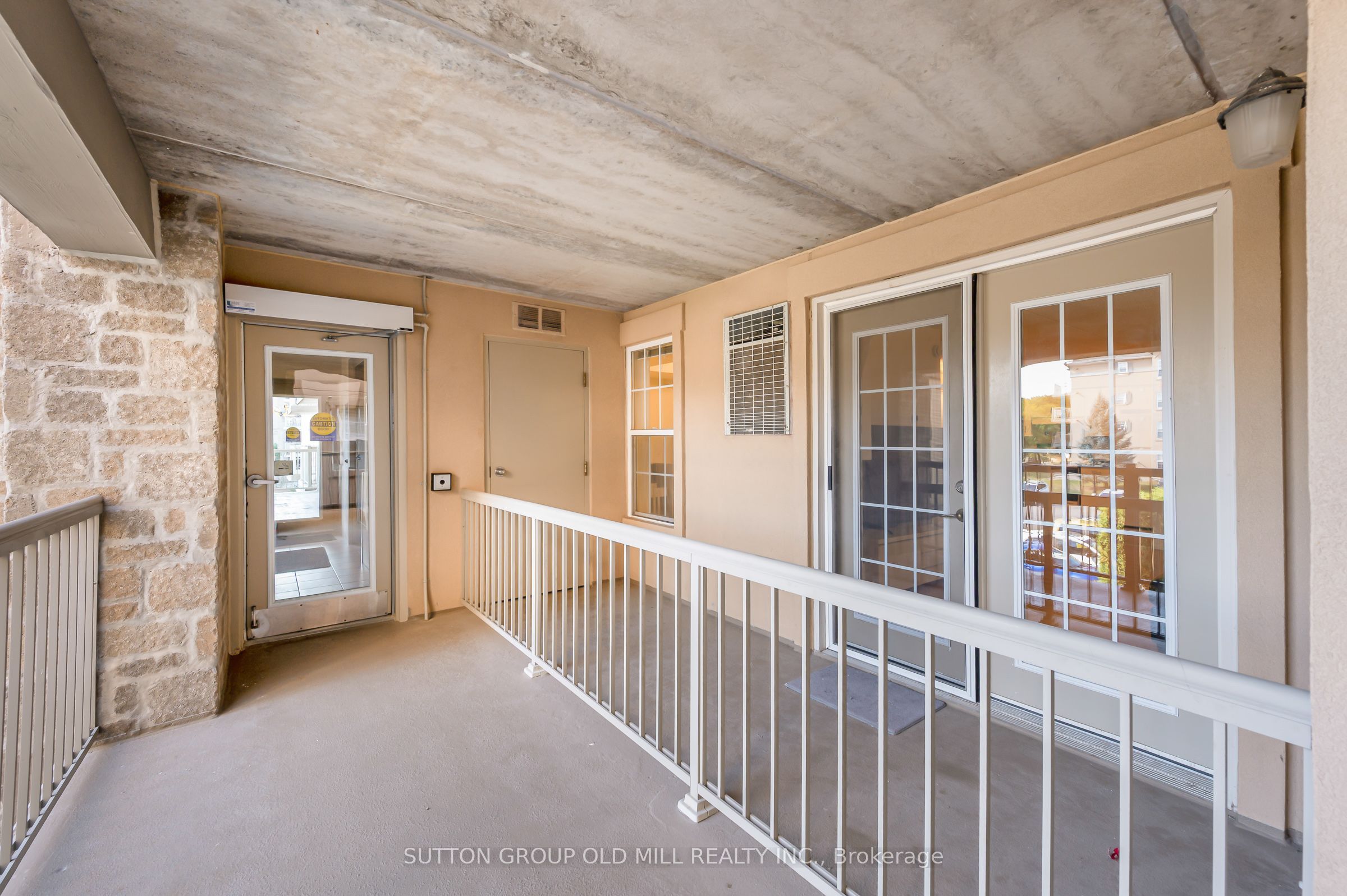 1470 Bishops Gate 208 Property Photo 5