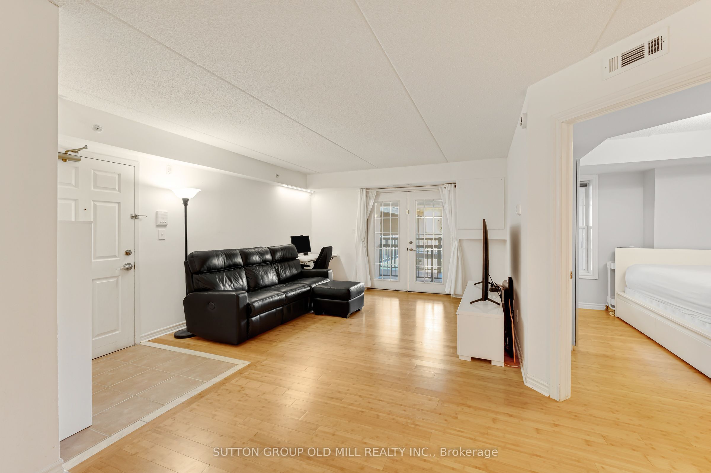 1470 Bishops Gate 208 Property Photo 8