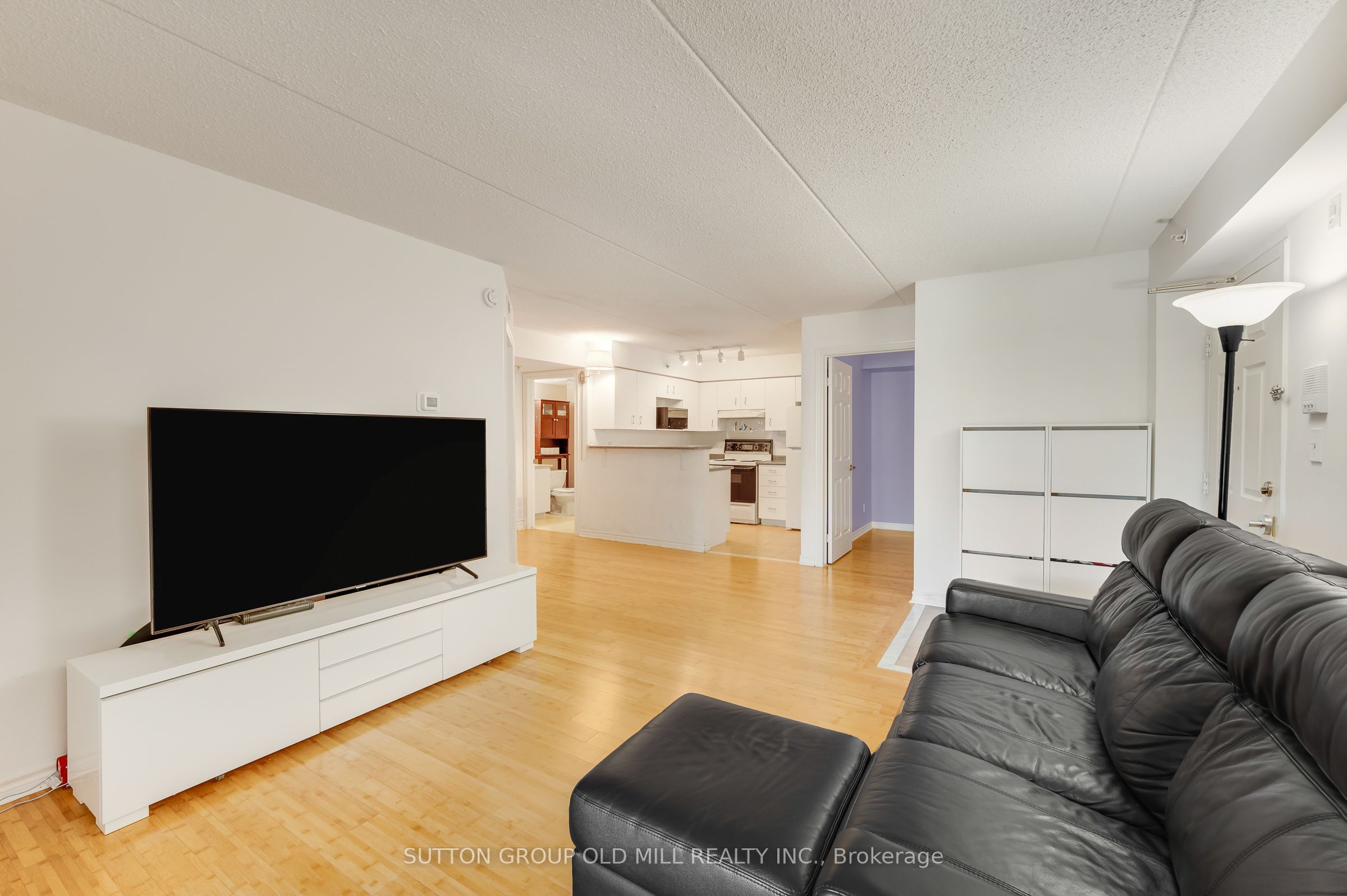 1470 Bishops Gate 208 Property Photo 11