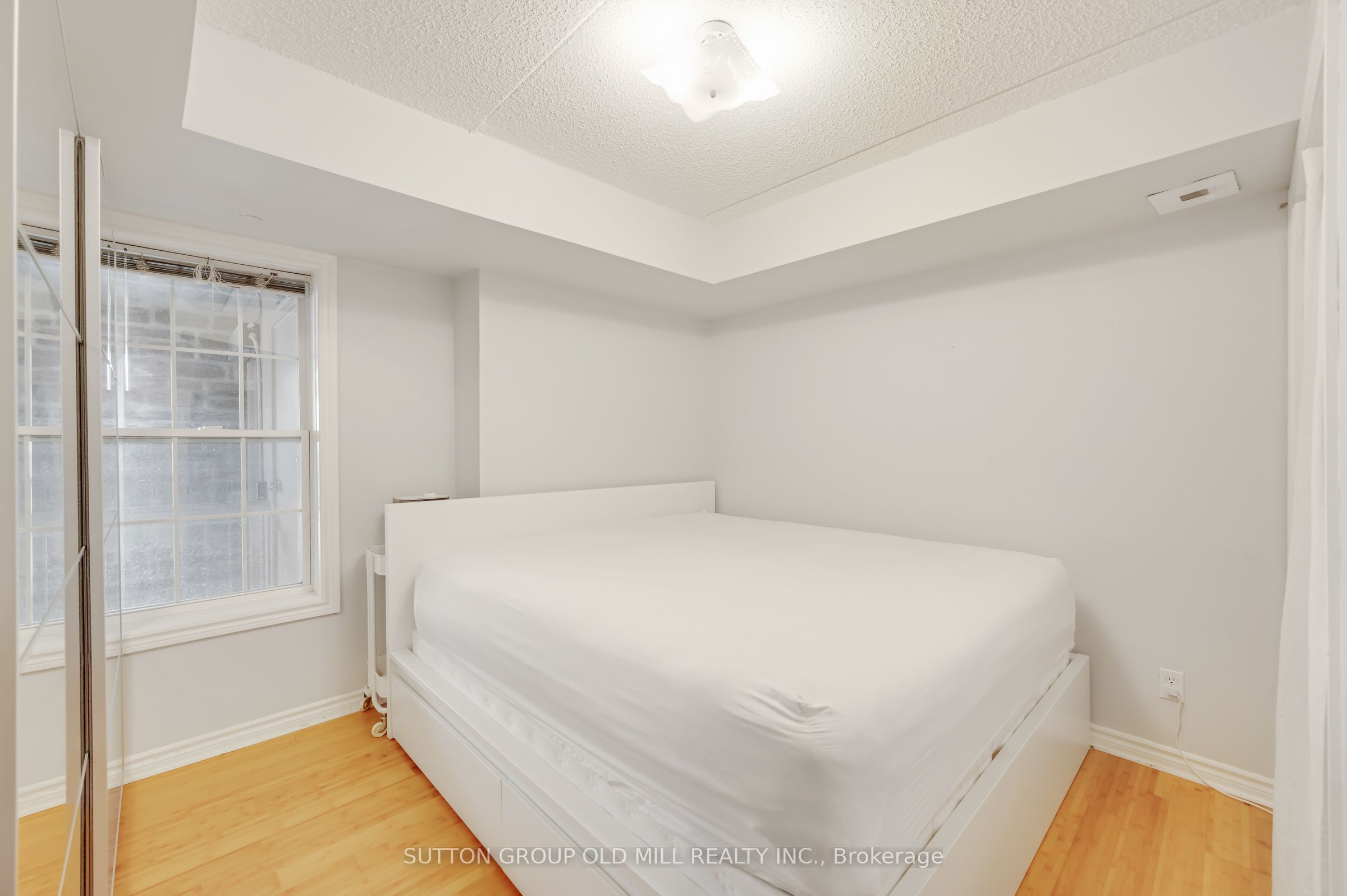 1470 Bishops Gate 208 Property Photo 17