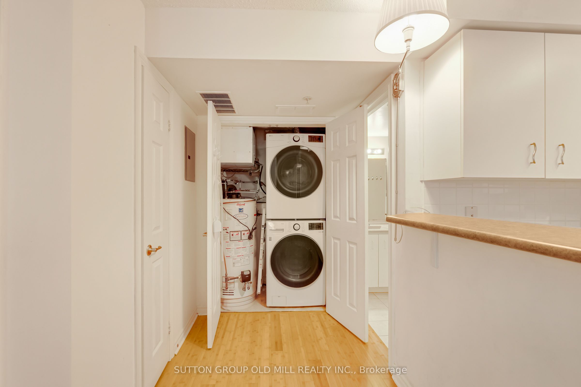 1470 Bishops Gate 208 Property Photo 21
