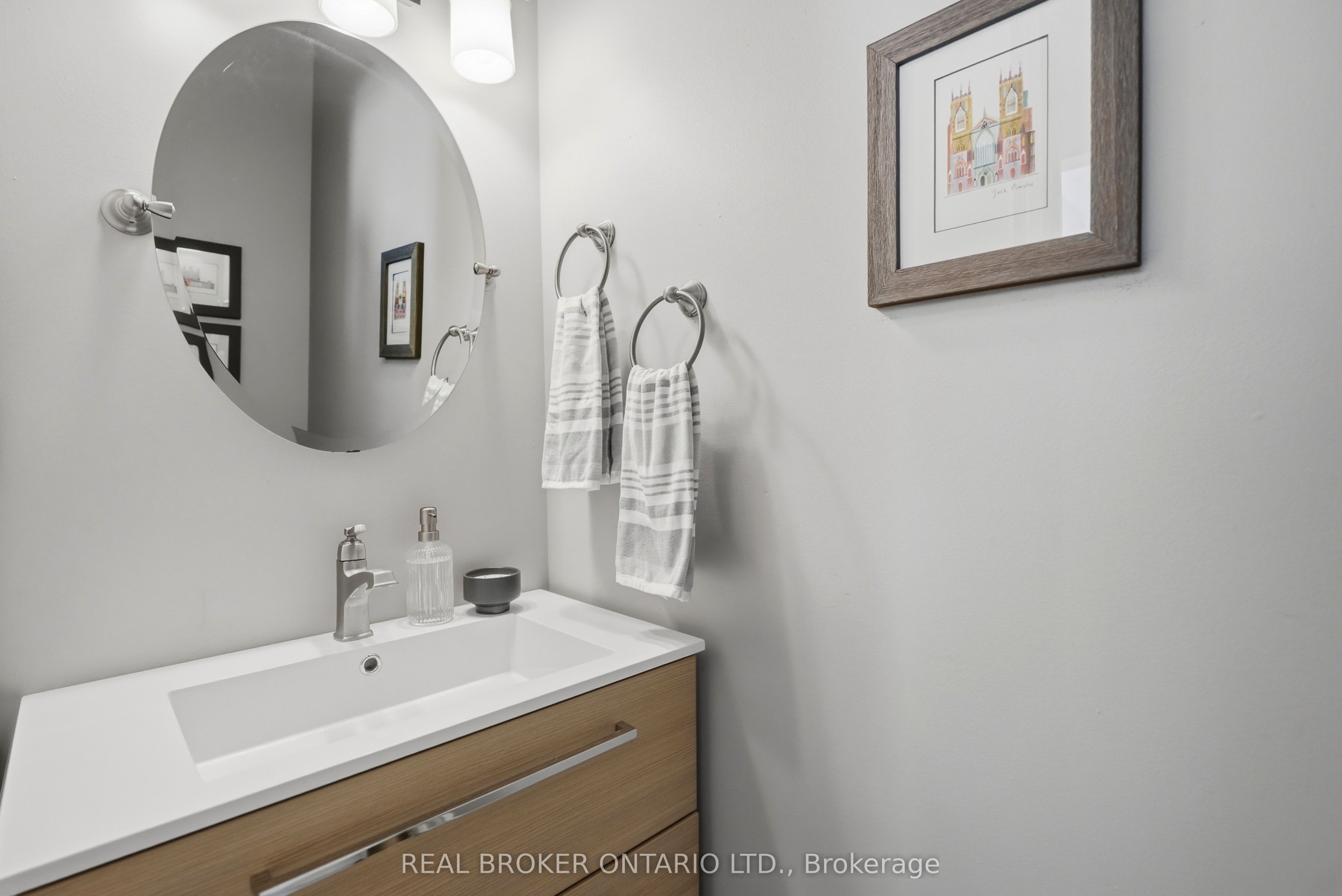 5230 Rome Crescent Property Photo 19