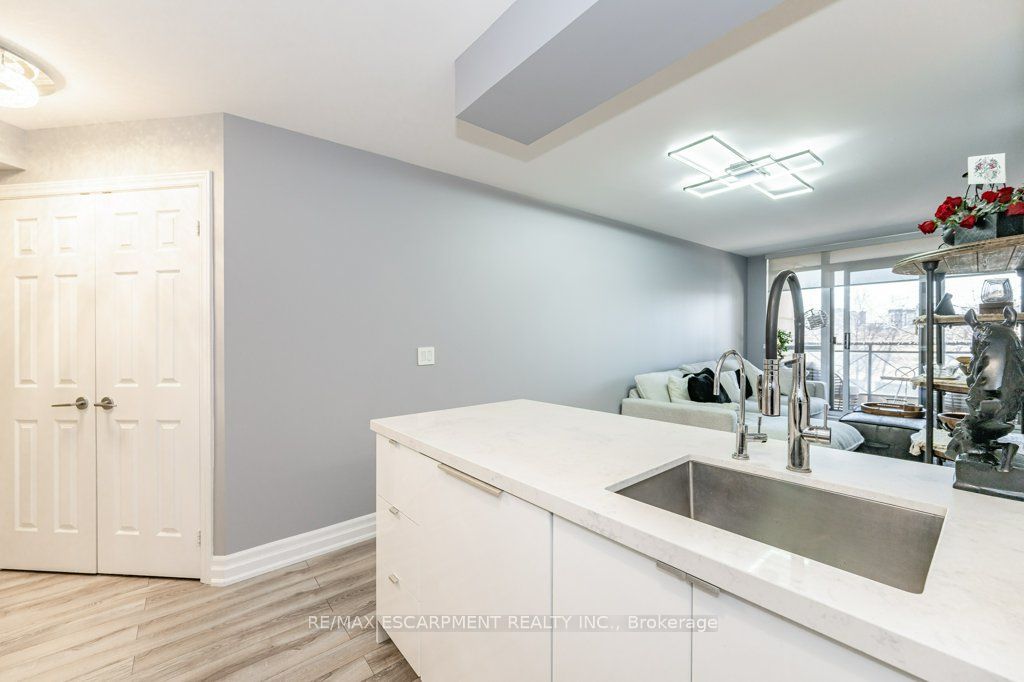 2391 Central Park Drive 209 Property Photo 8
