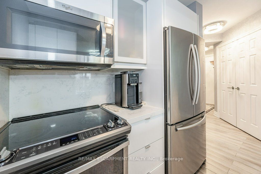 2391 Central Park Drive 209 Property Photo 9