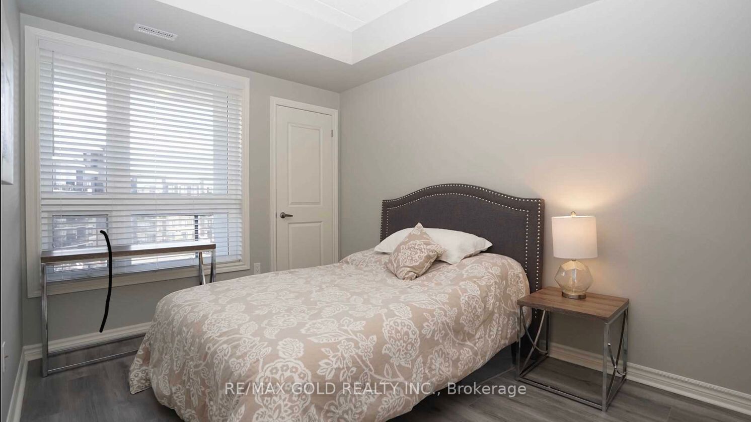620 Sauve Street 406 Property Photo 8