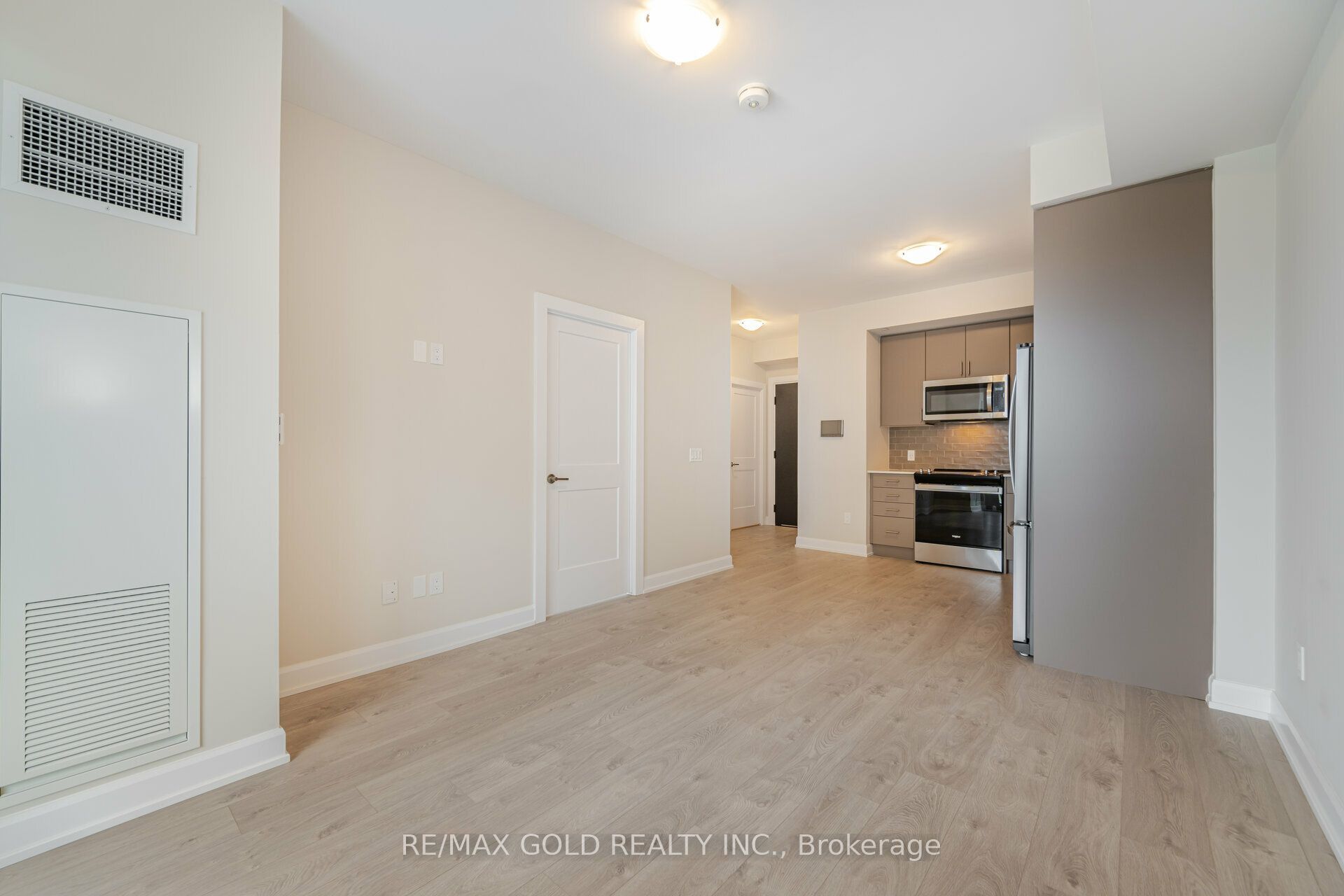 3220 William Coltson Avenue 817 Property Photo 12