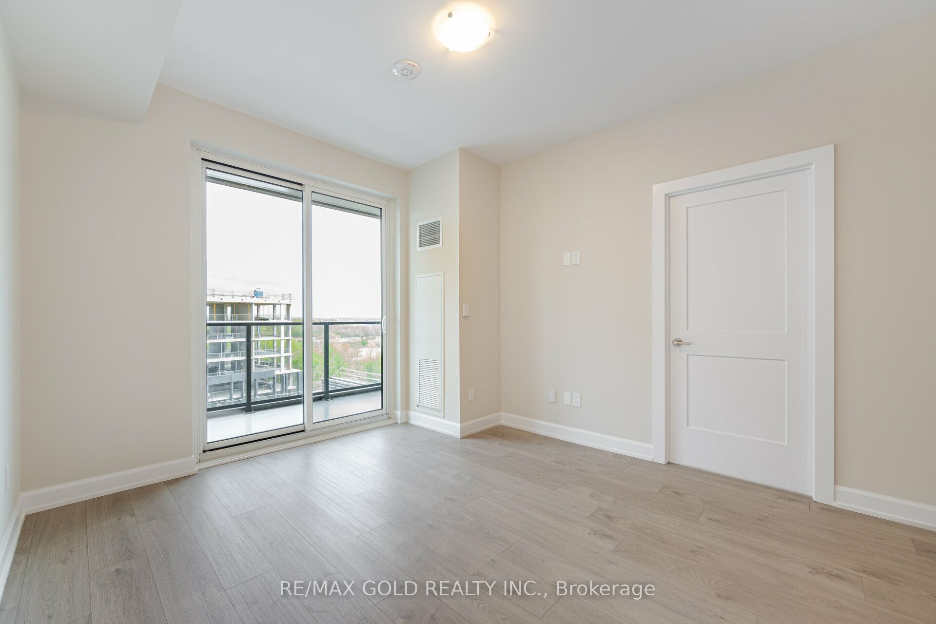 3220 William Coltson Avenue 817 Property Photo 13