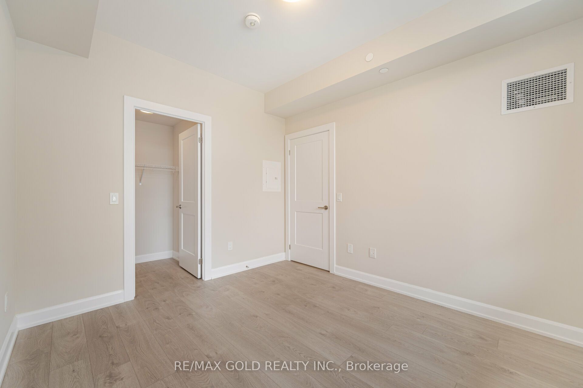 3220 William Coltson Avenue 817 Property Photo 15