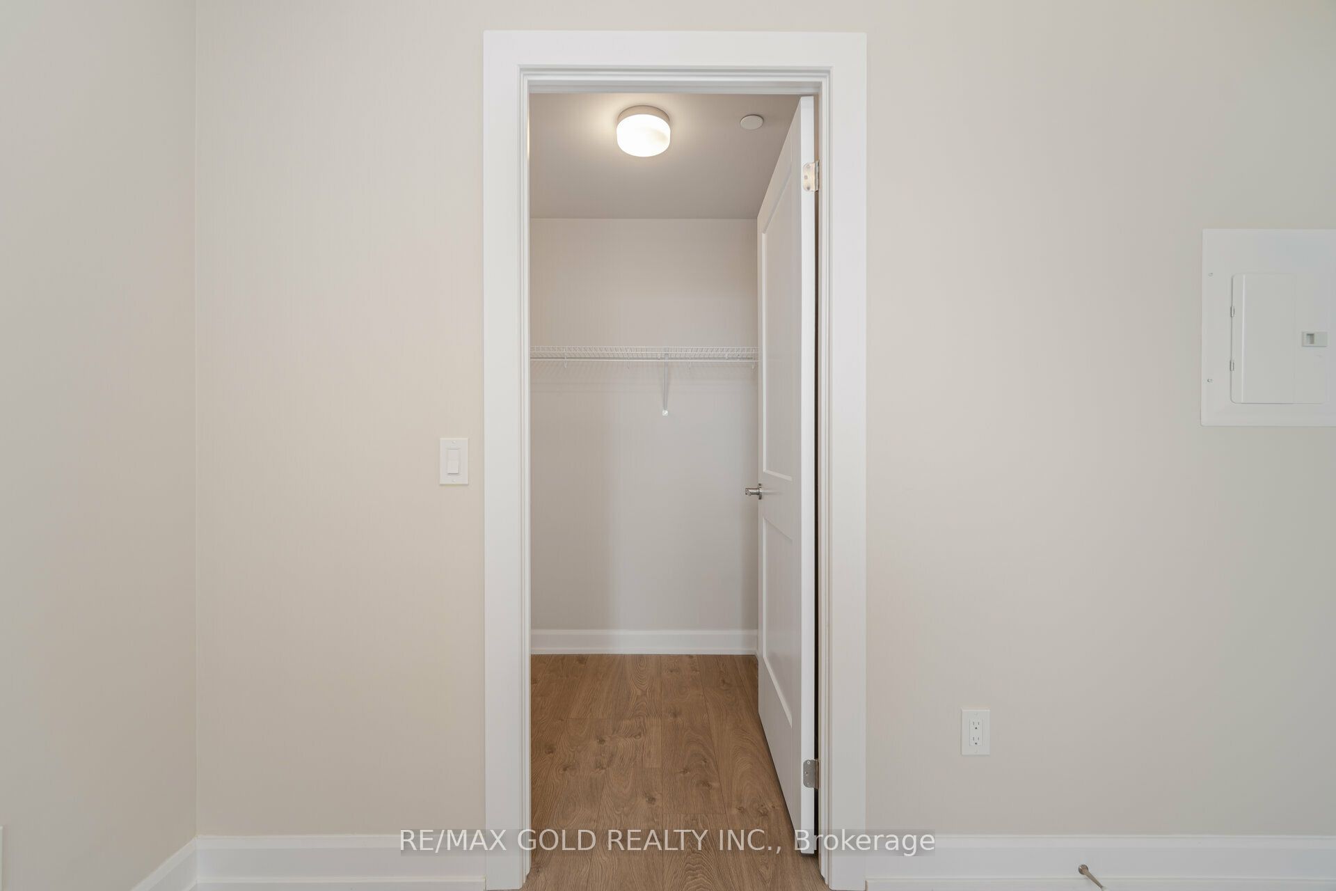 3220 William Coltson Avenue 817 Property Photo 17