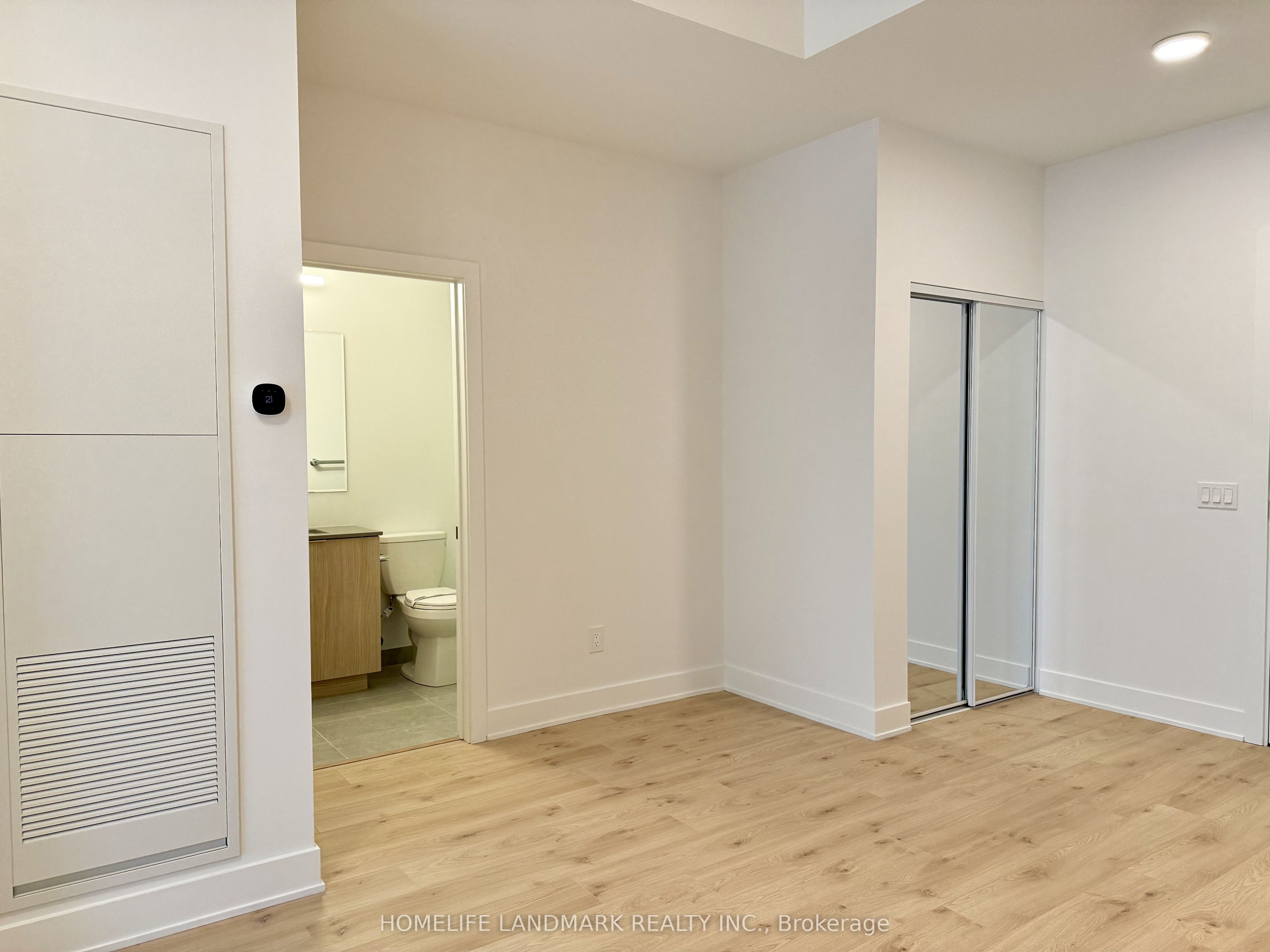 3008 William Cutmore Boulevard 713 Property Photo 6