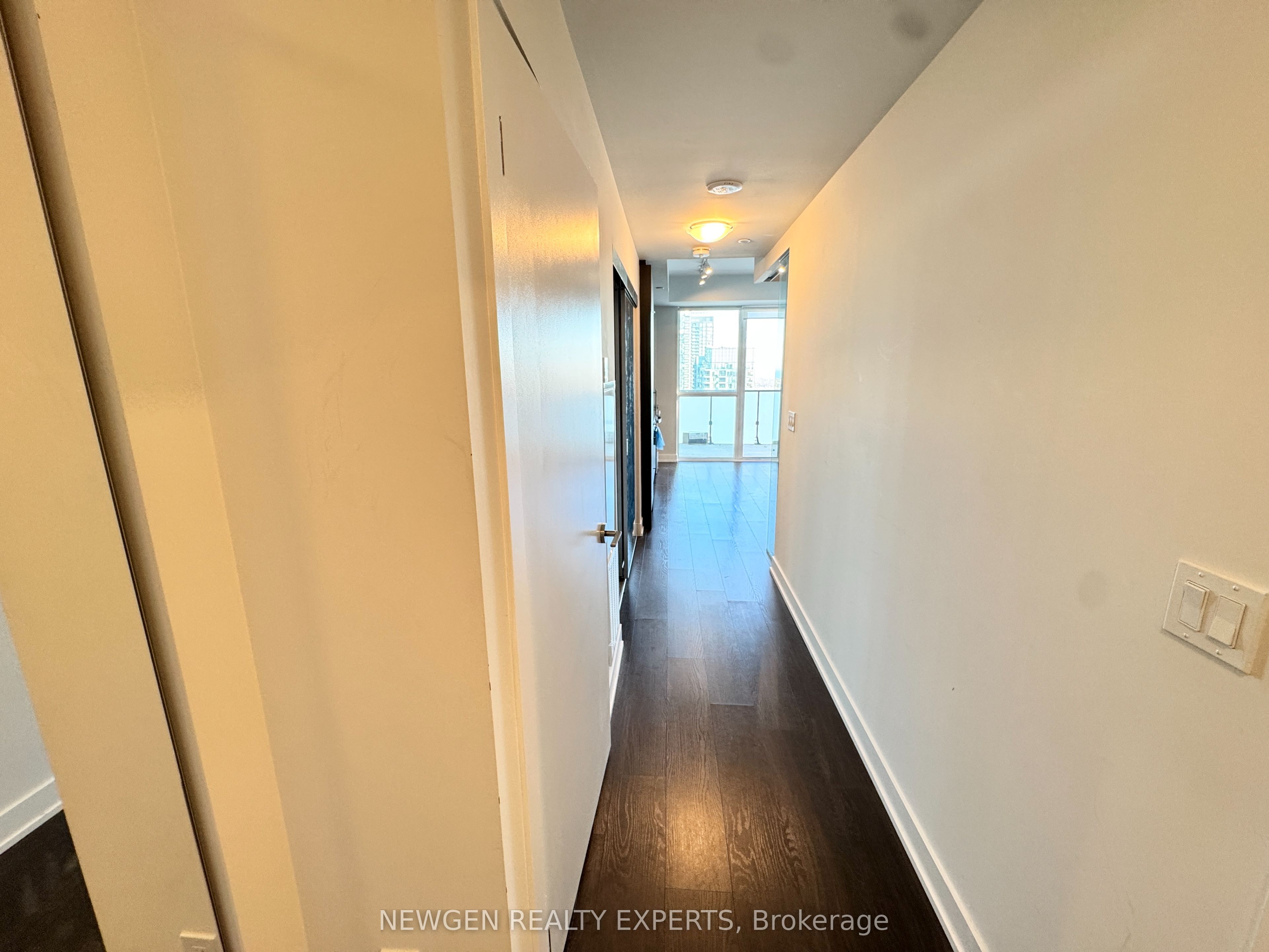 430 Square One Drive 3504 Property Photo 2