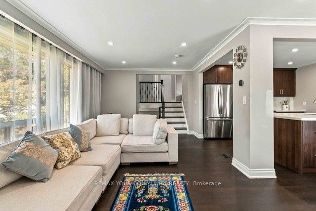 2 Munhall Road Property Photo 7