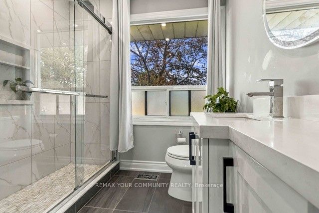 2 Munhall Road Property Photo 17