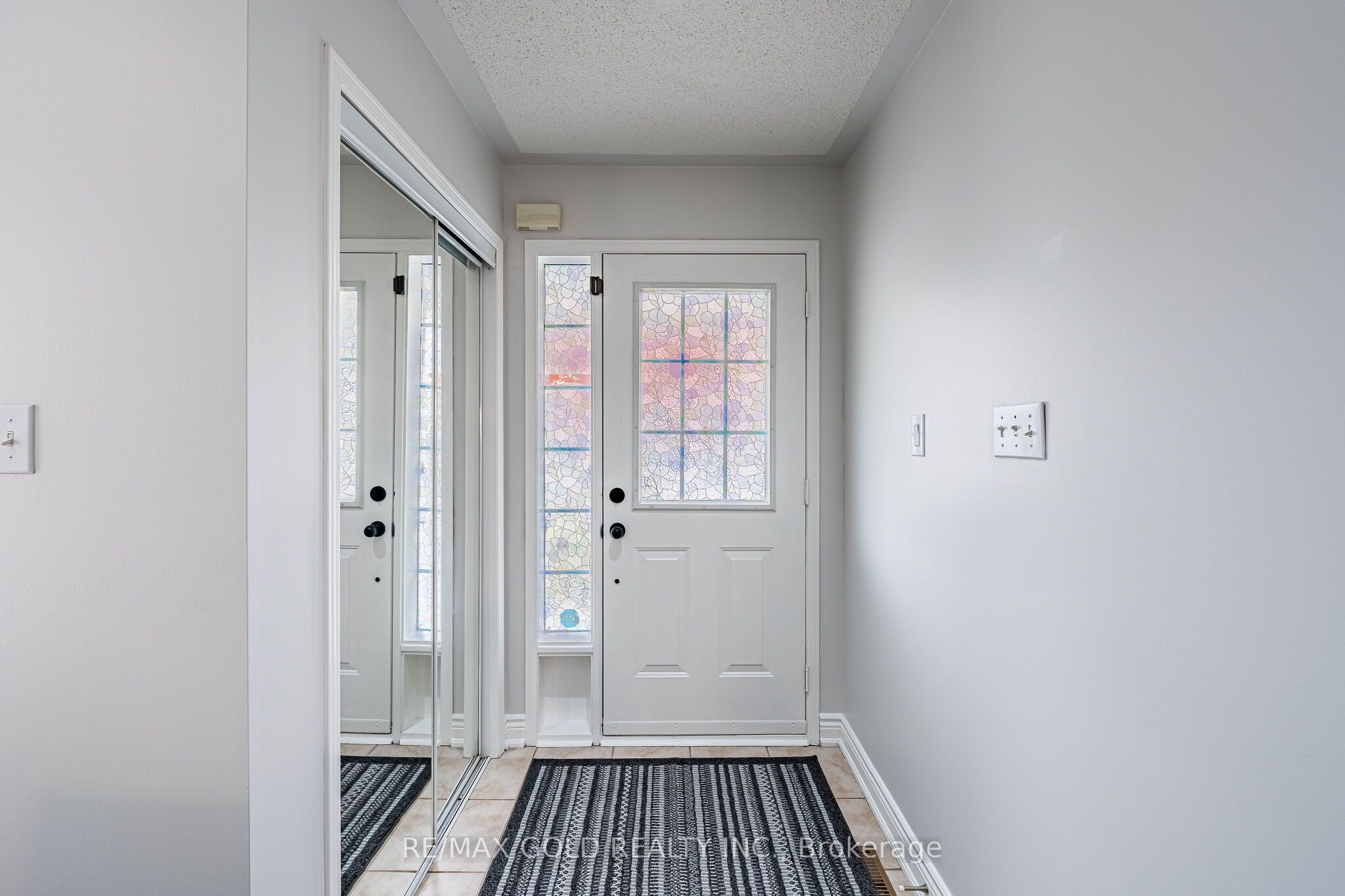 21 Edenvalley Road Property Photo 4