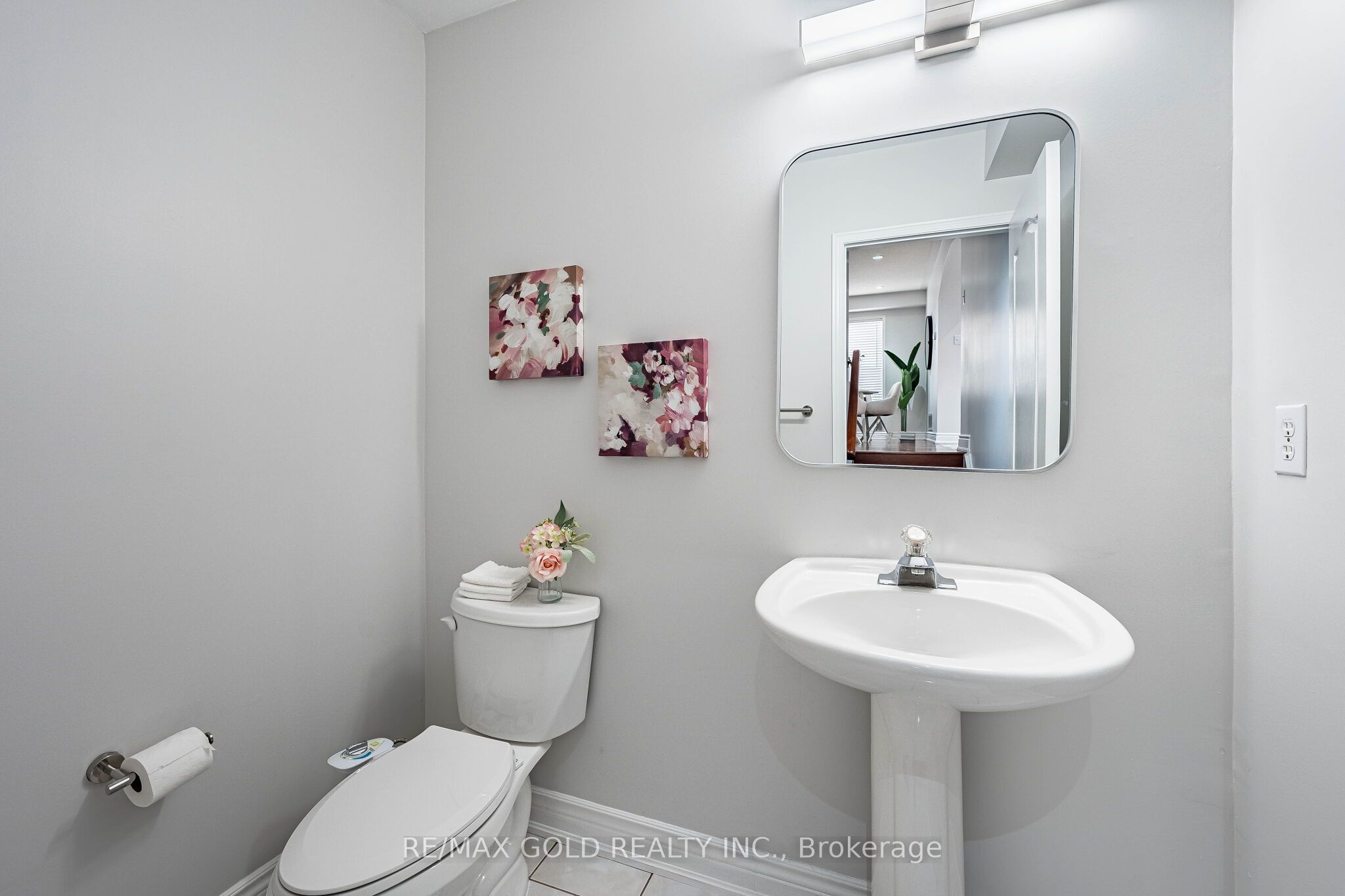 21 Edenvalley Road Property Photo 20