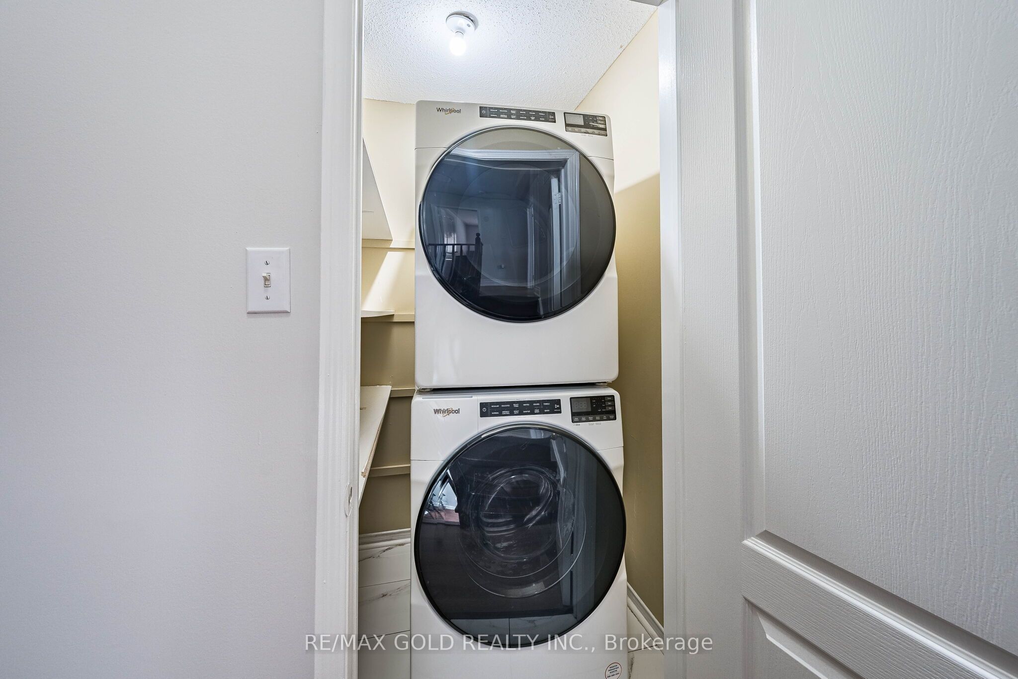21 Edenvalley Road Property Photo 29