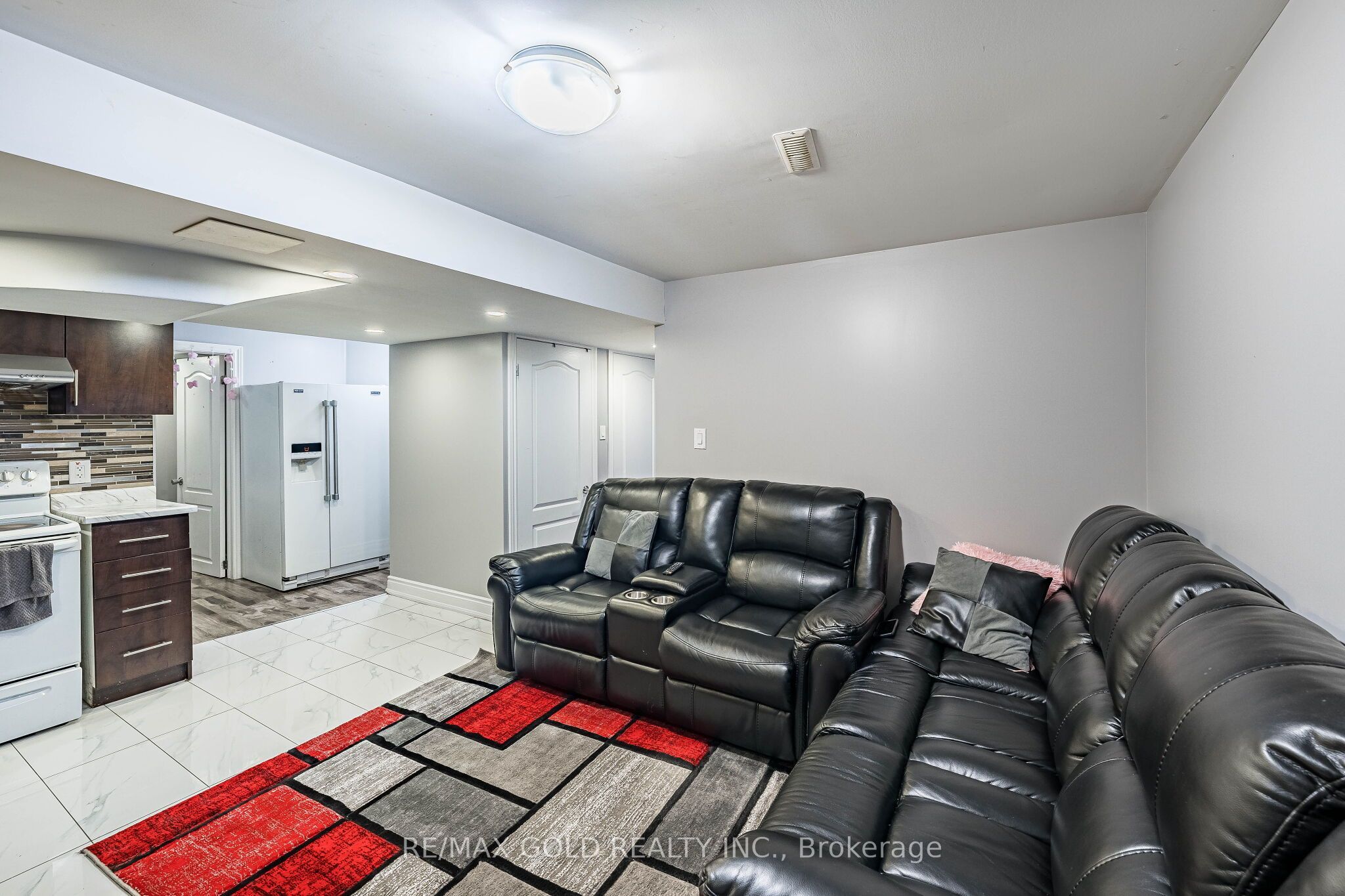 21 Edenvalley Road Property Photo 33