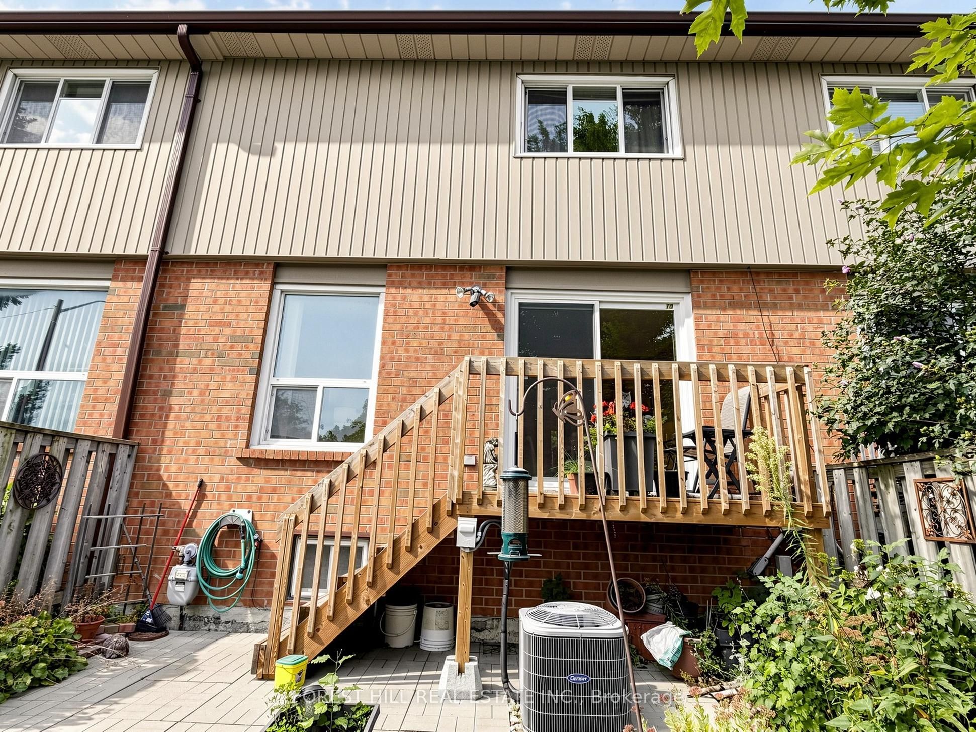 725 Vermouth Avenue 10 Property Photo 22