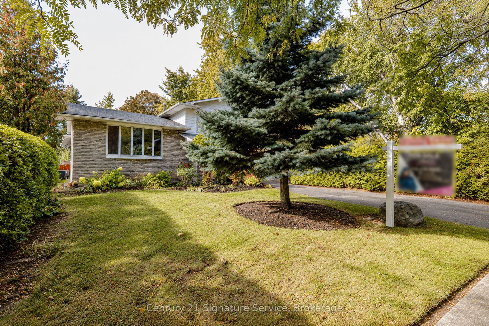 2588 Pinkwell Drive Property Photo 4