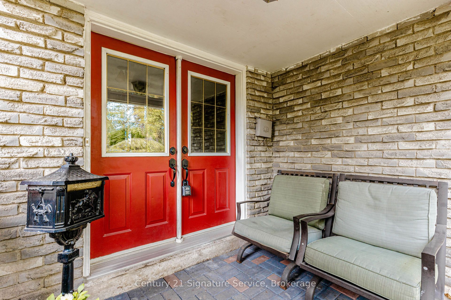 2588 Pinkwell Drive Property Photo 6