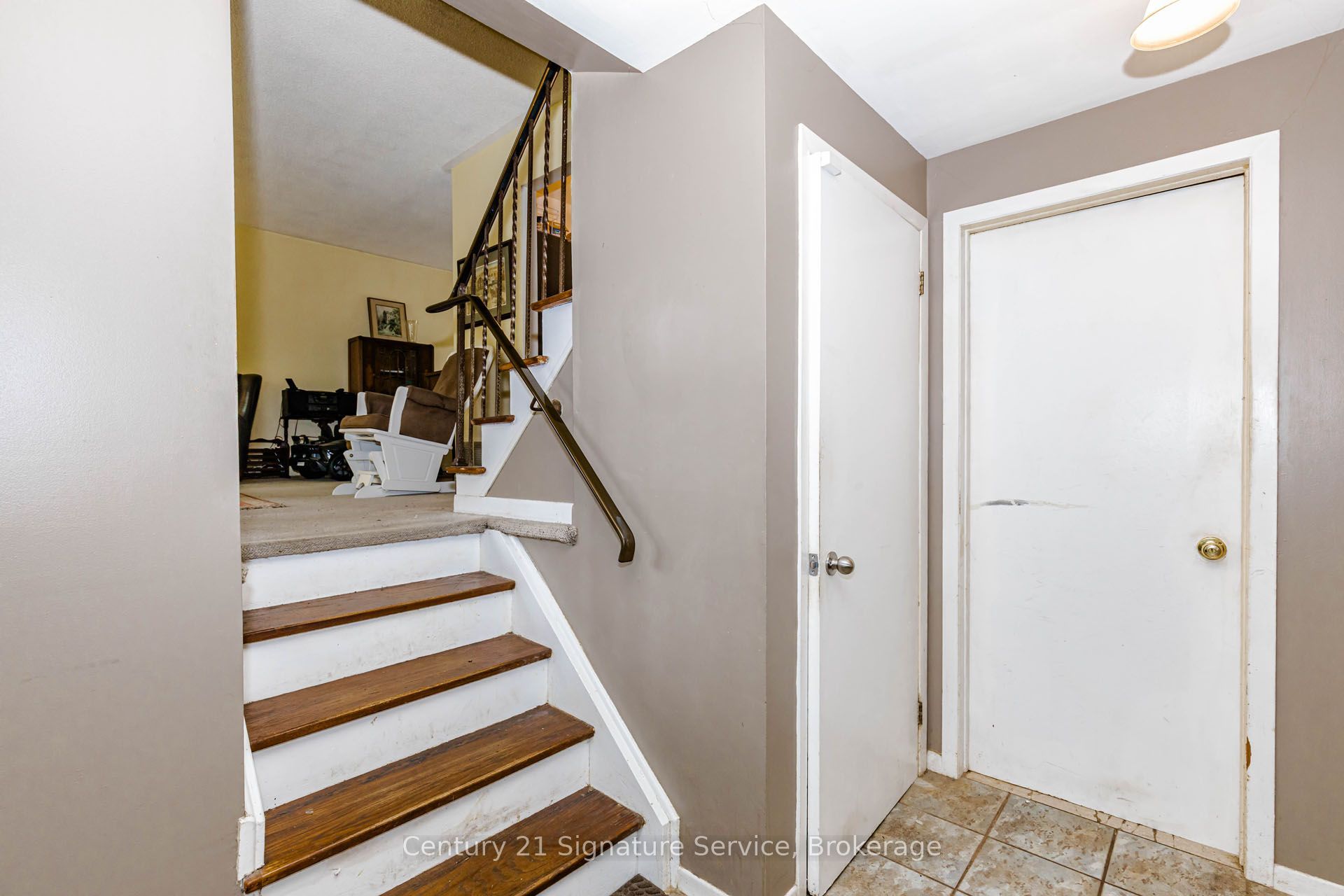 2588 Pinkwell Drive Property Photo 8
