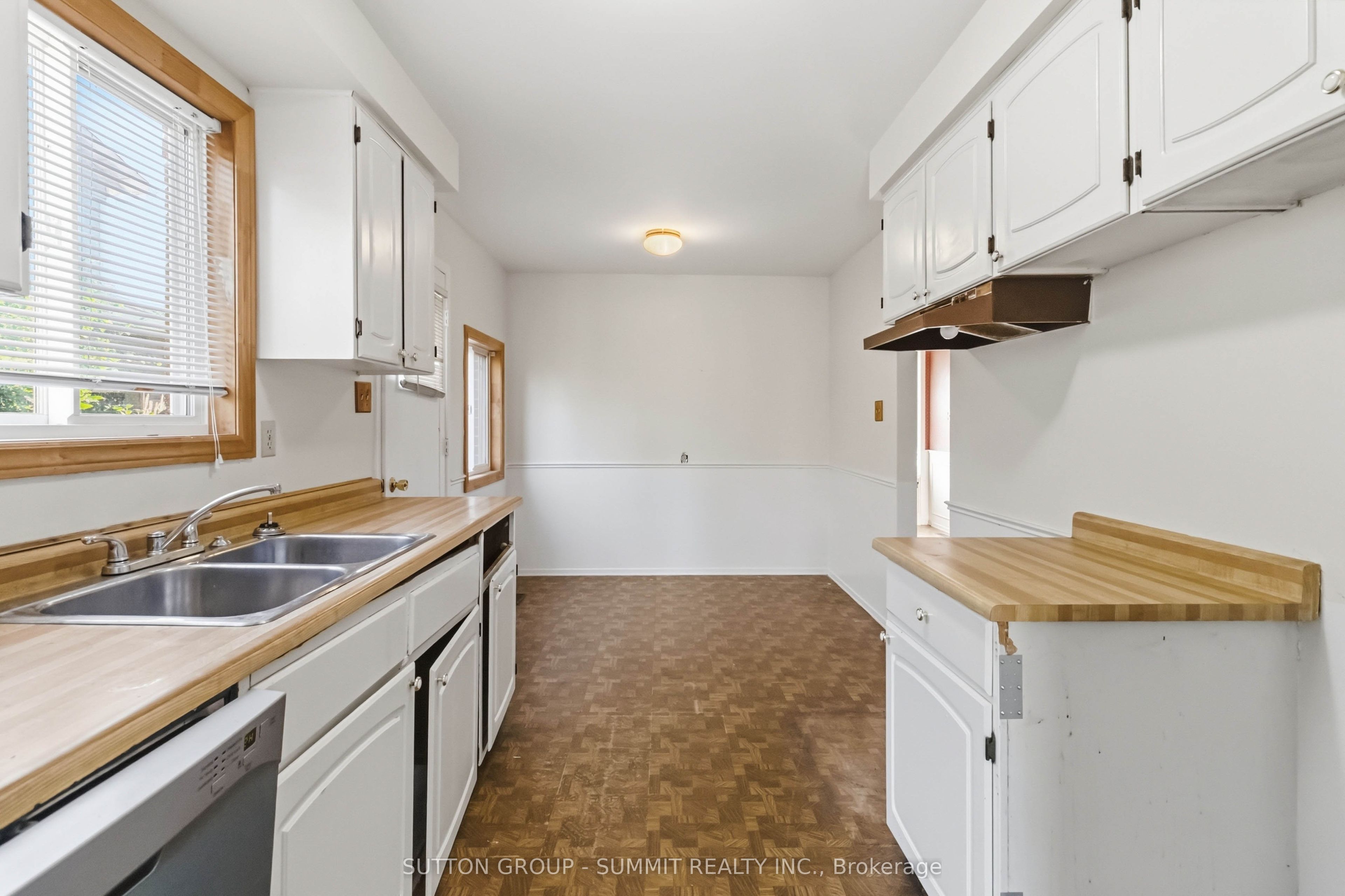 3097 Autumn Hill Crescent Property Photo 7