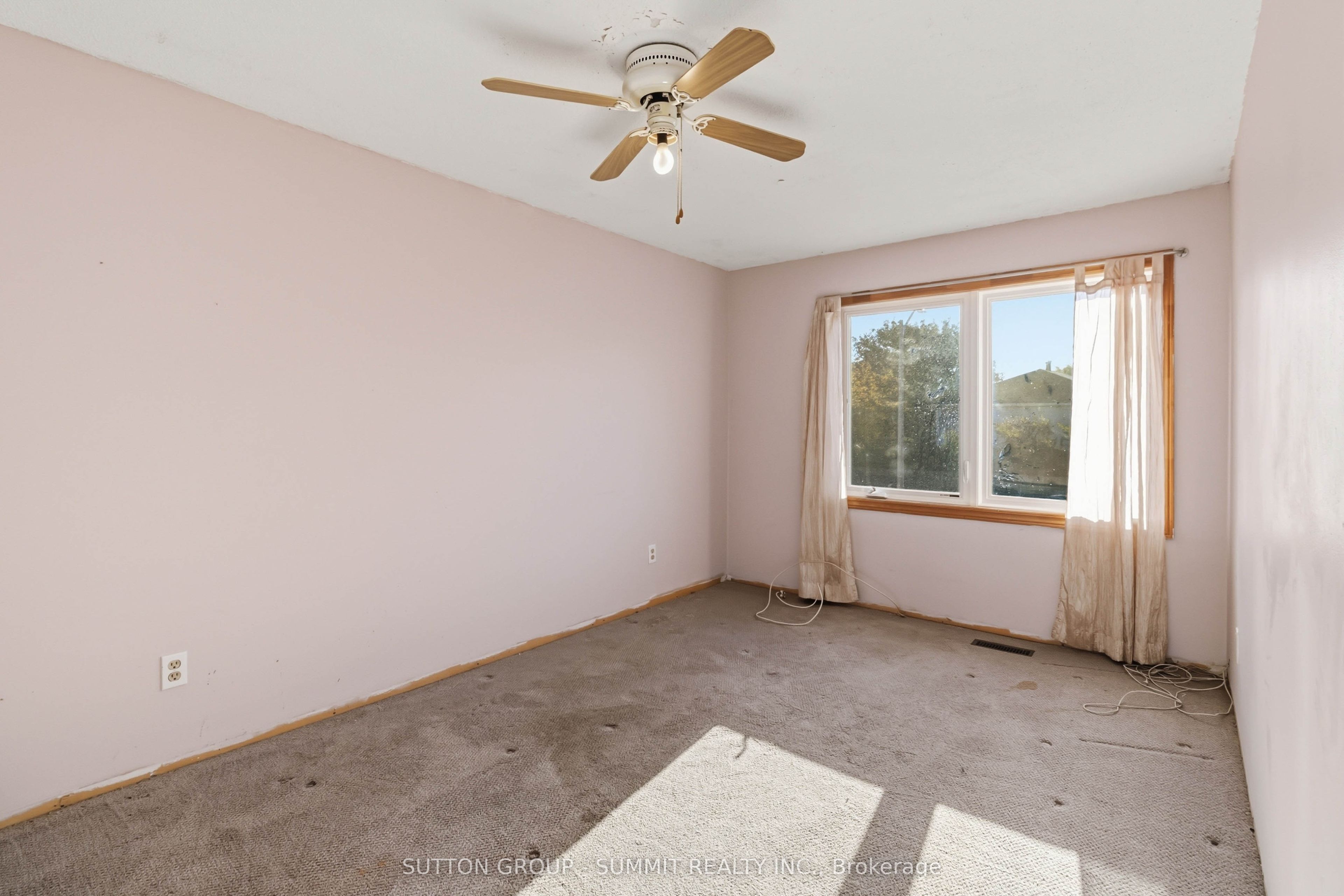 3097 Autumn Hill Crescent Property Photo 10