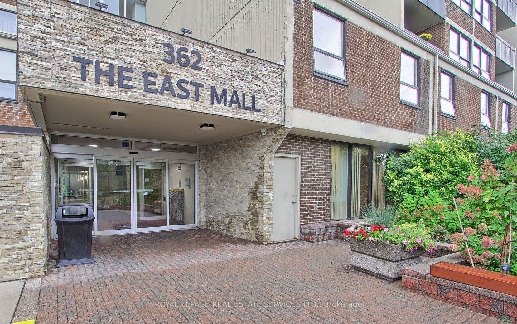 362 The East Mall 1801 Property Photo 18