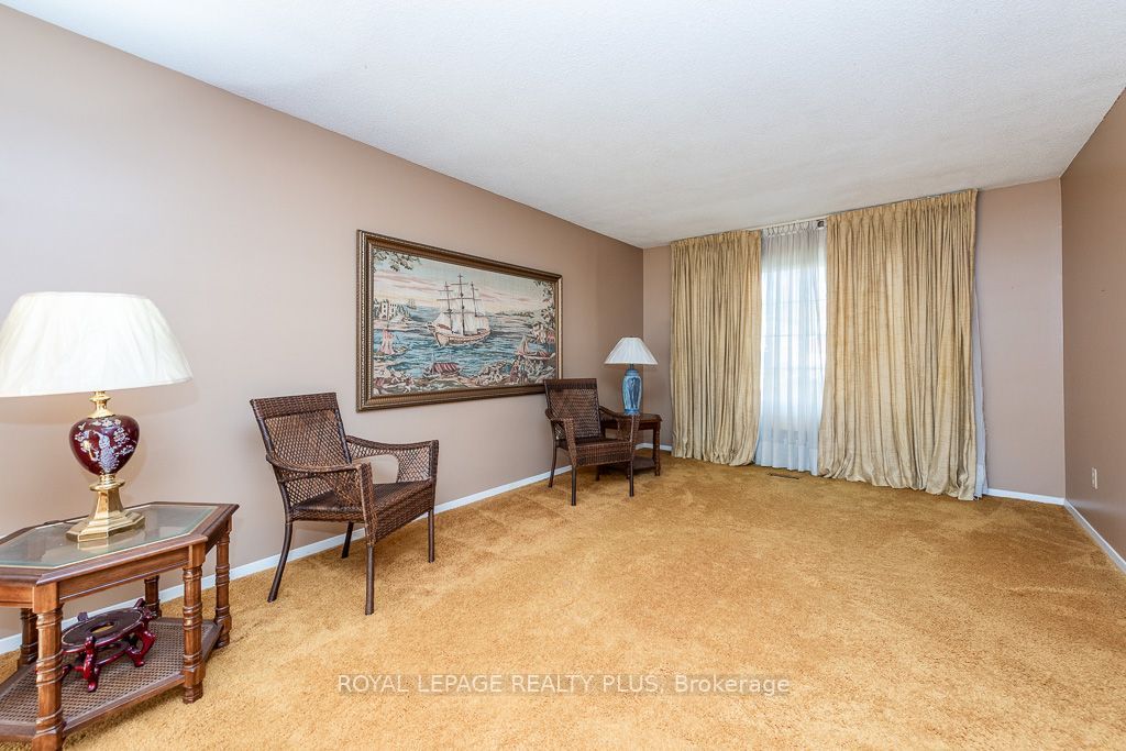 19 Macdougall Drive Property Photo 7