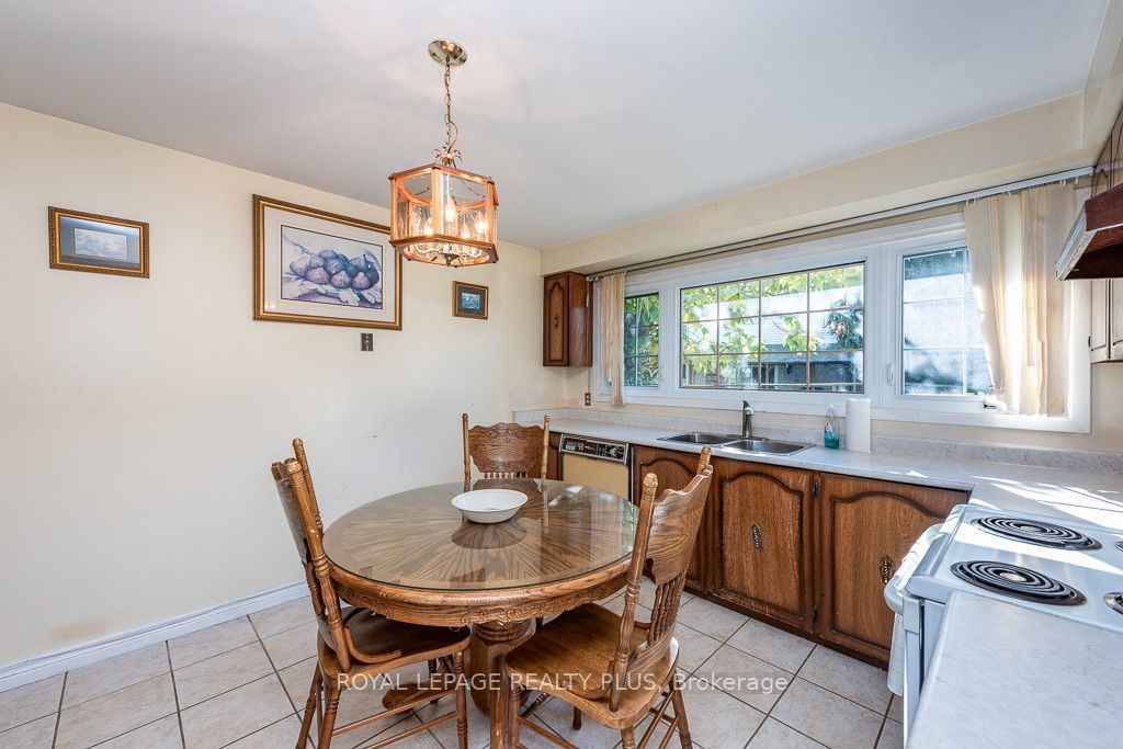 19 Macdougall Drive Property Photo 12