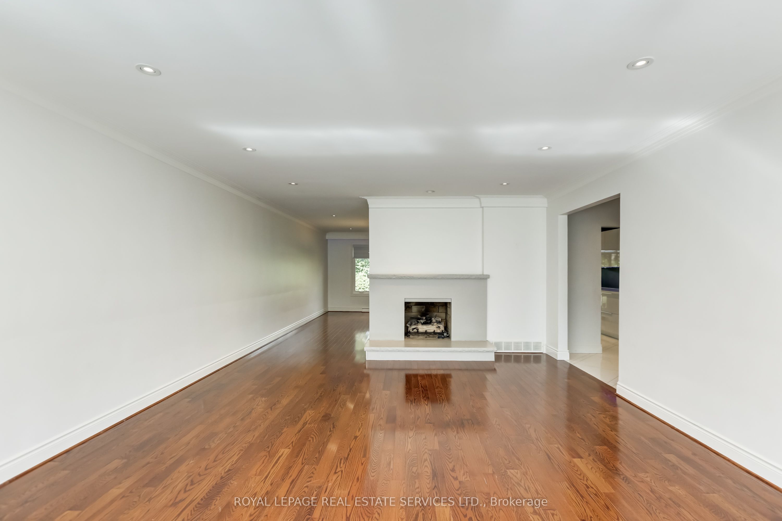 75 Ravensbourne Crescent Property Photo 12