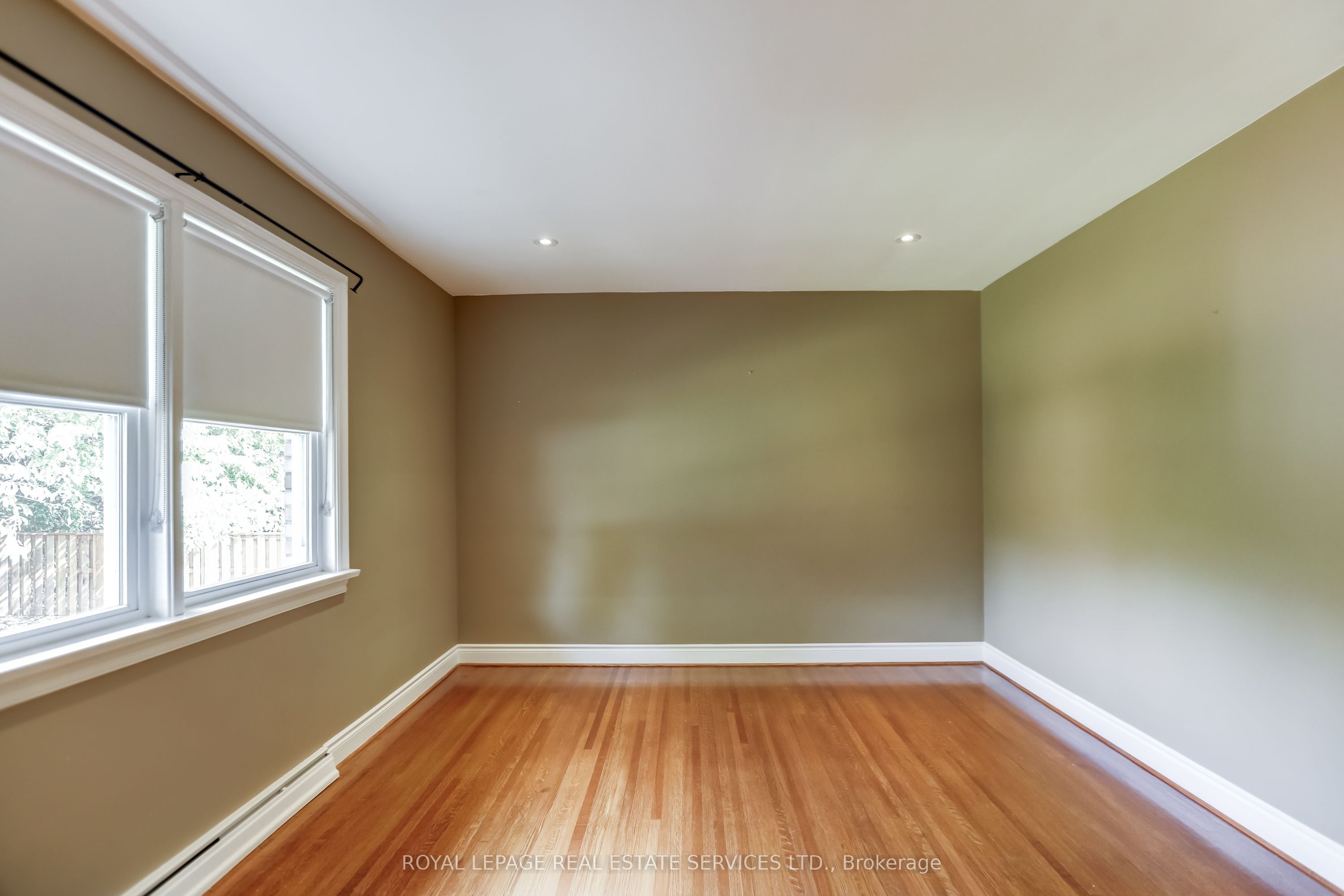 75 Ravensbourne Crescent Property Photo 21