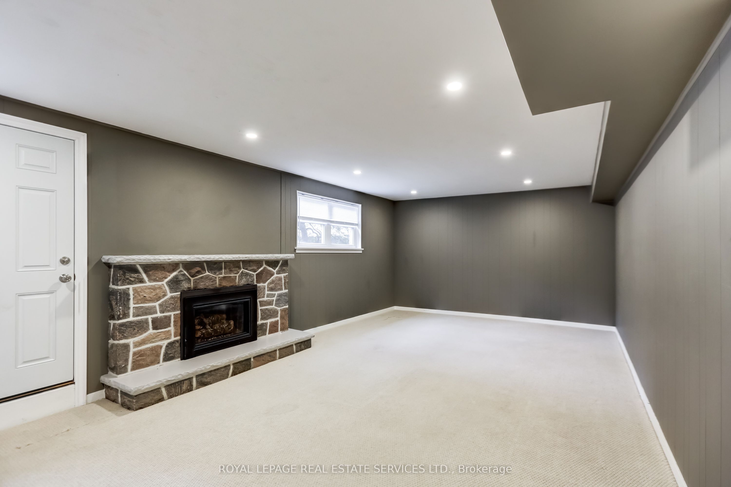 75 Ravensbourne Crescent Property Photo 34