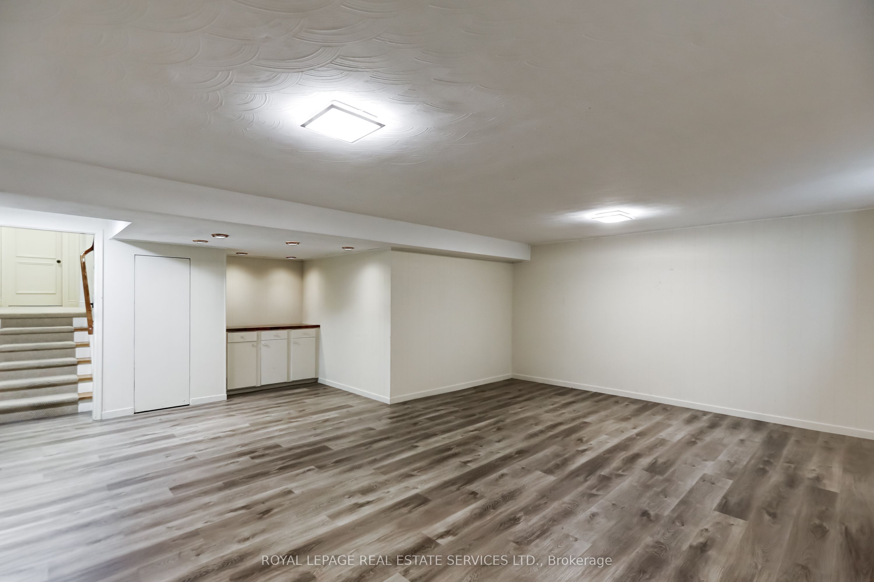 75 Ravensbourne Crescent Property Photo 40